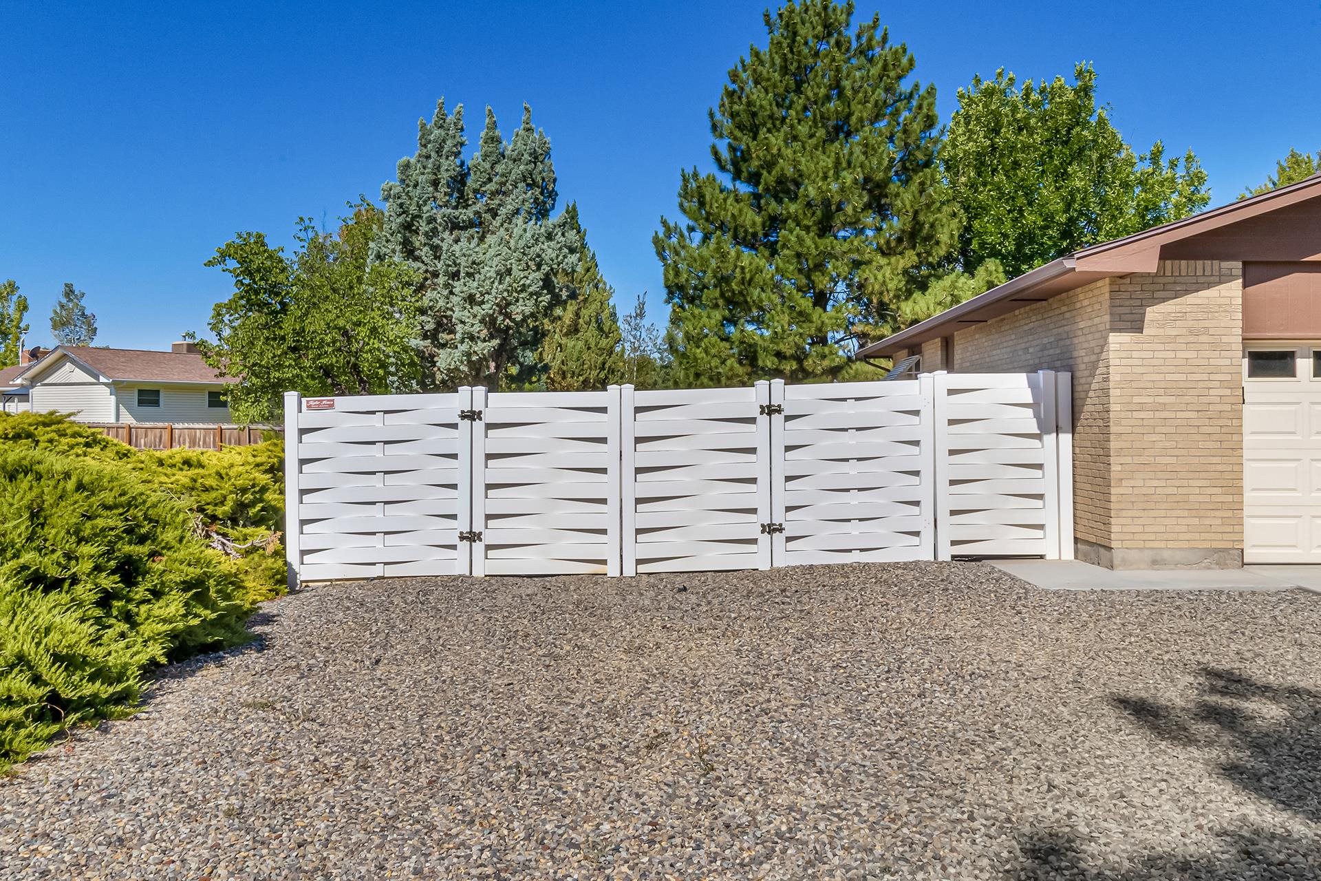 745 Flower Street