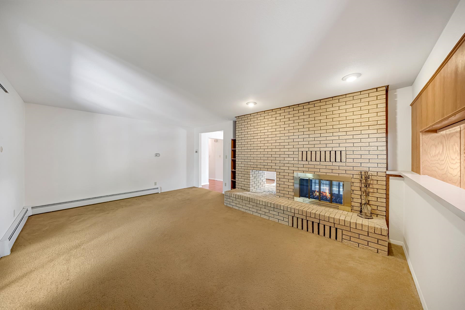 745 Flower Street