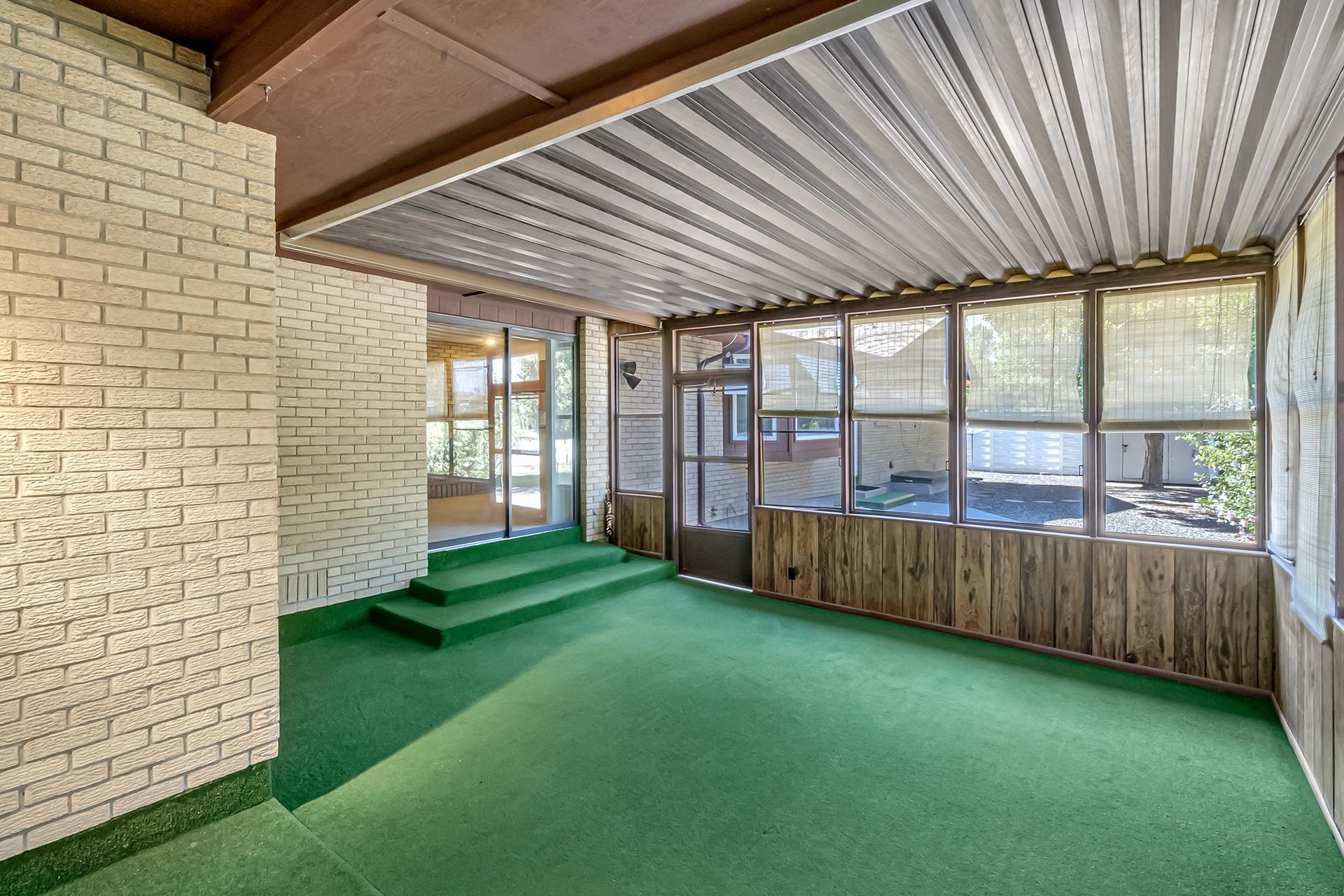 745 Flower Street