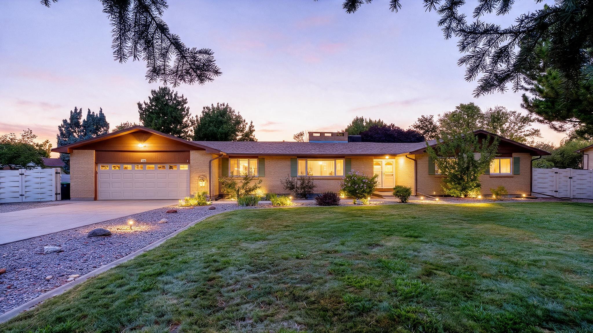 745 Flower Street