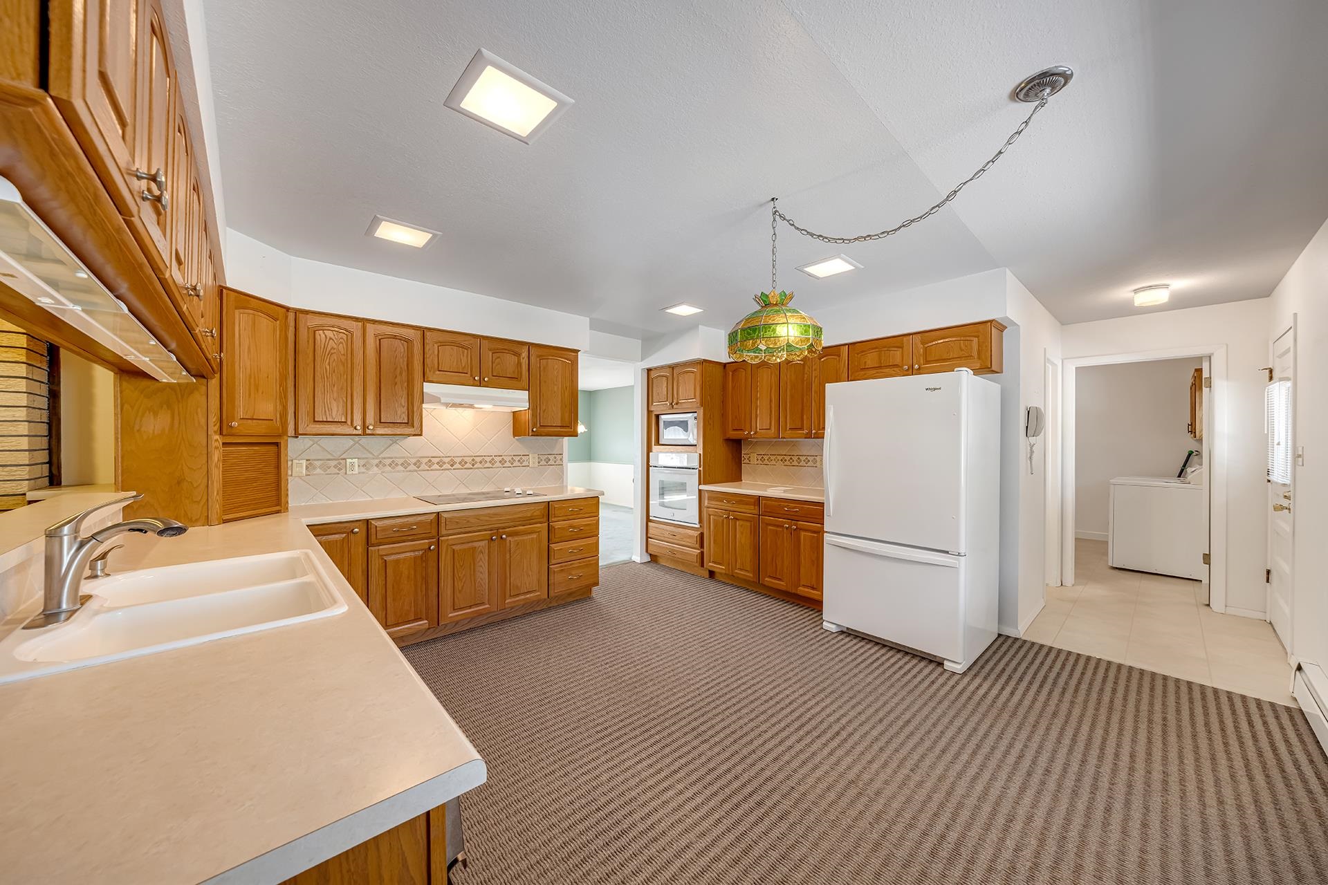 745 Flower Street