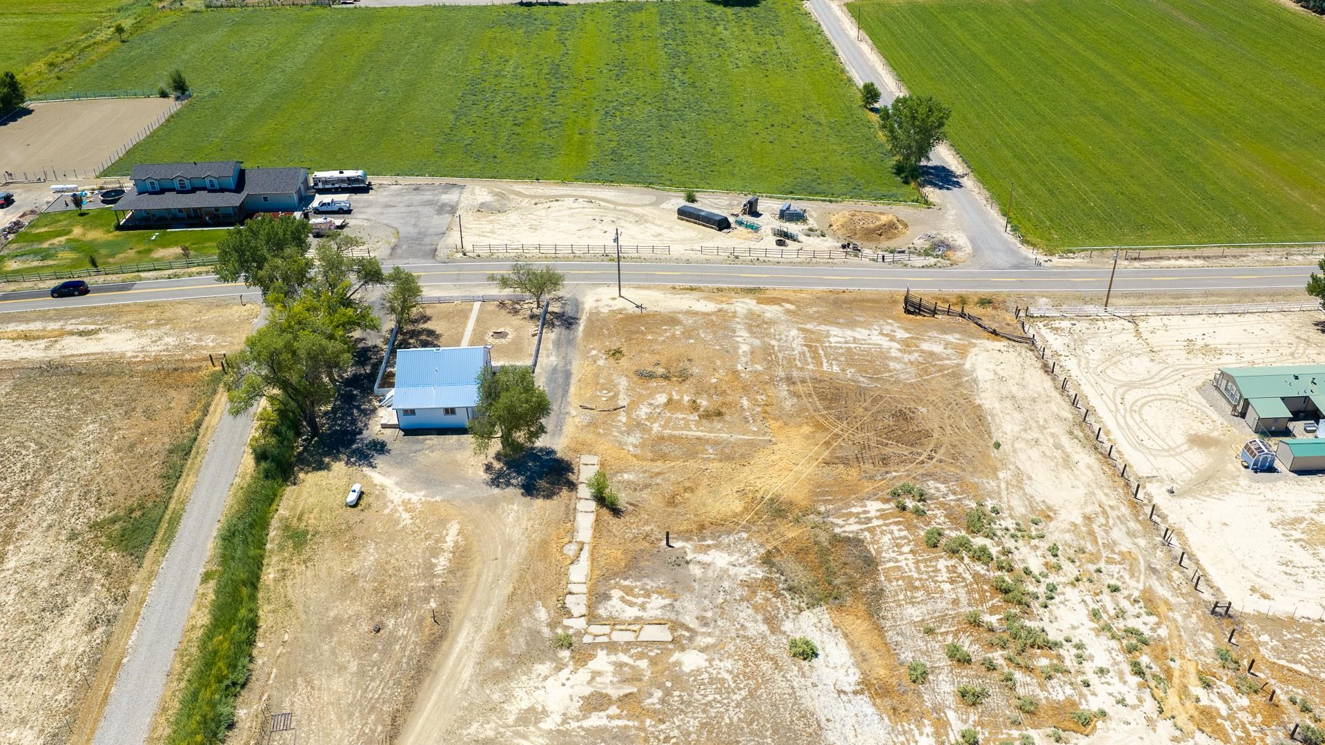 1376 N Road