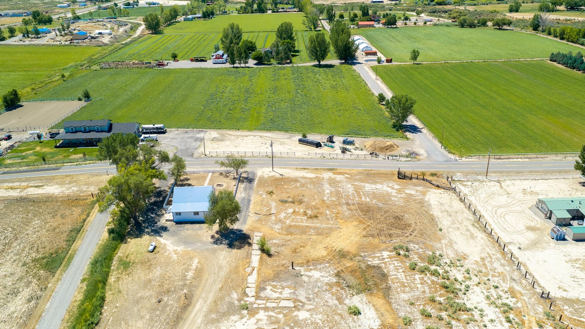 1376 N Road