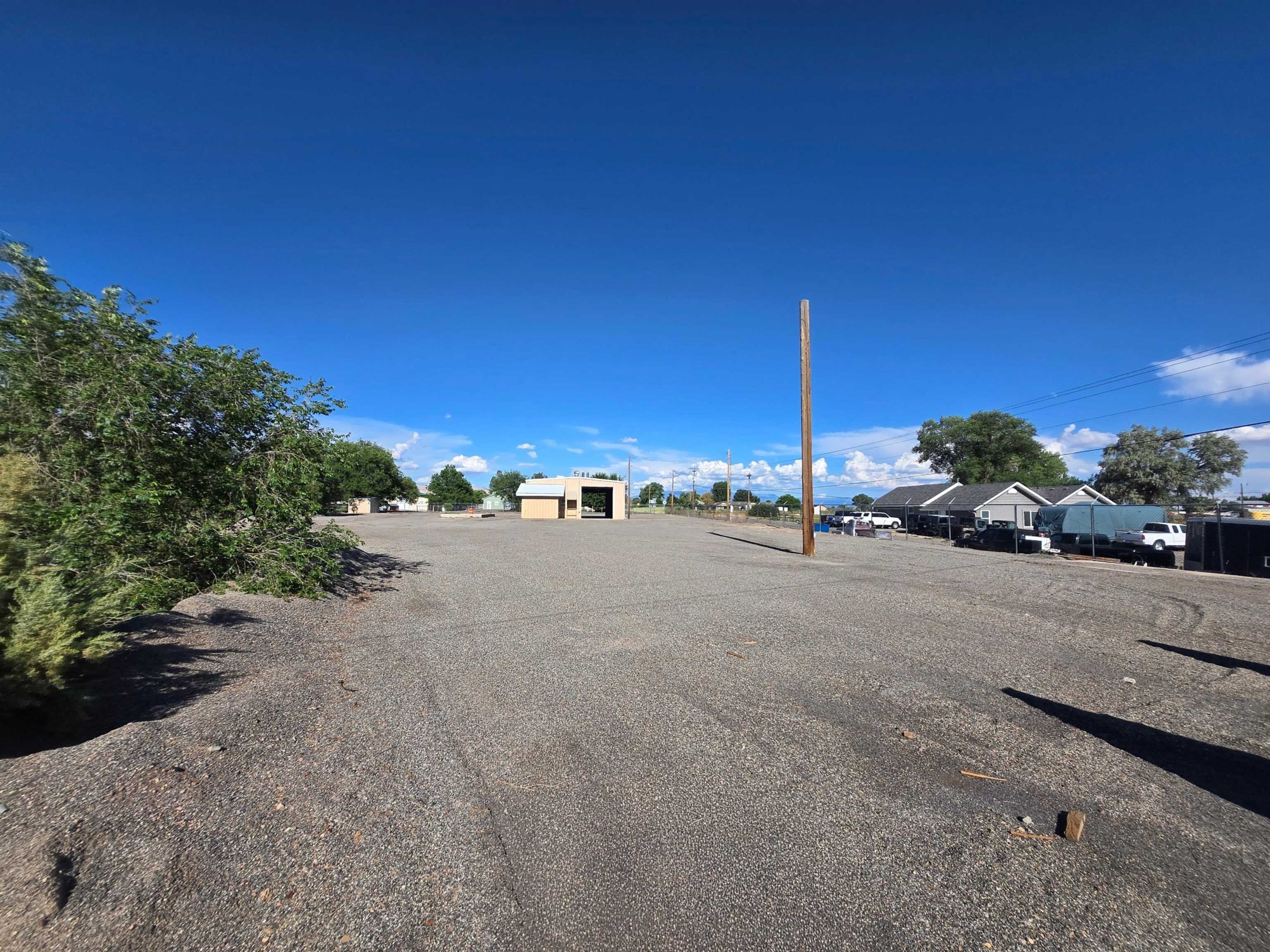 905 23 Road