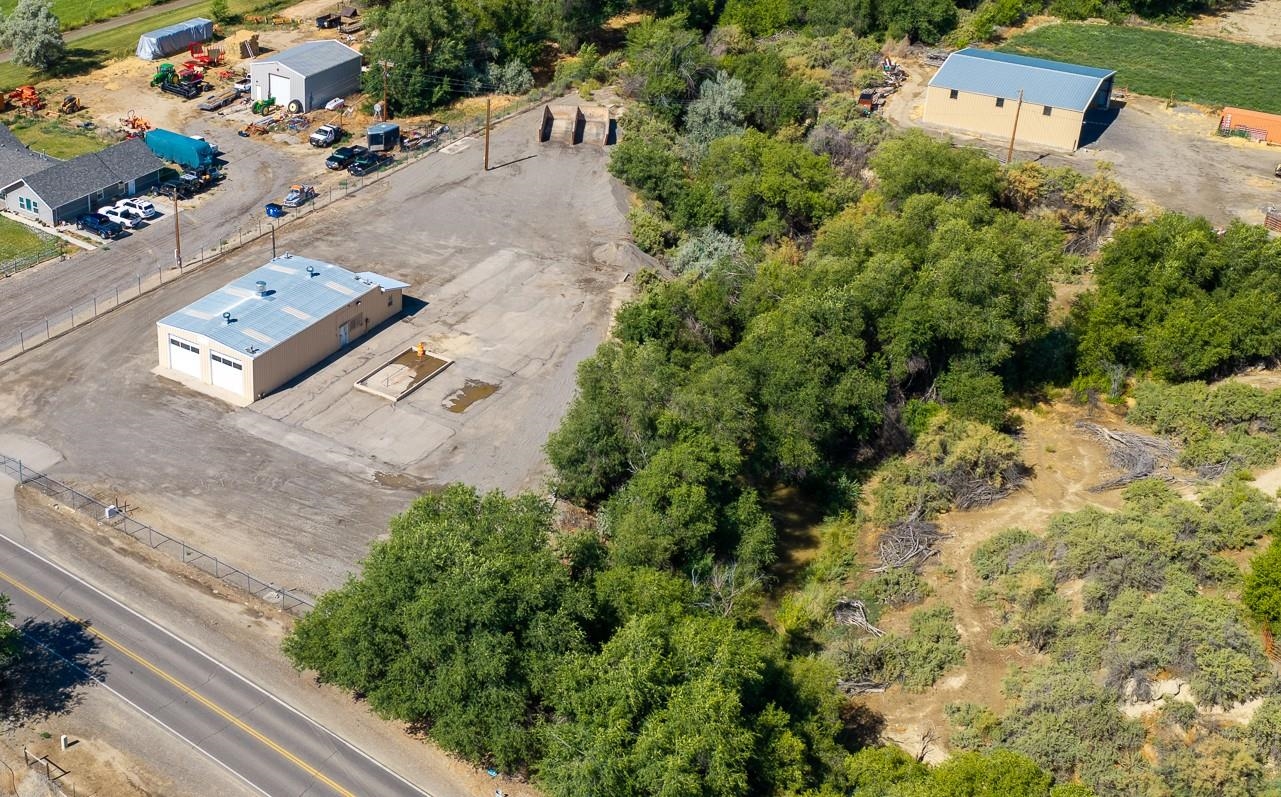 905 23 Road