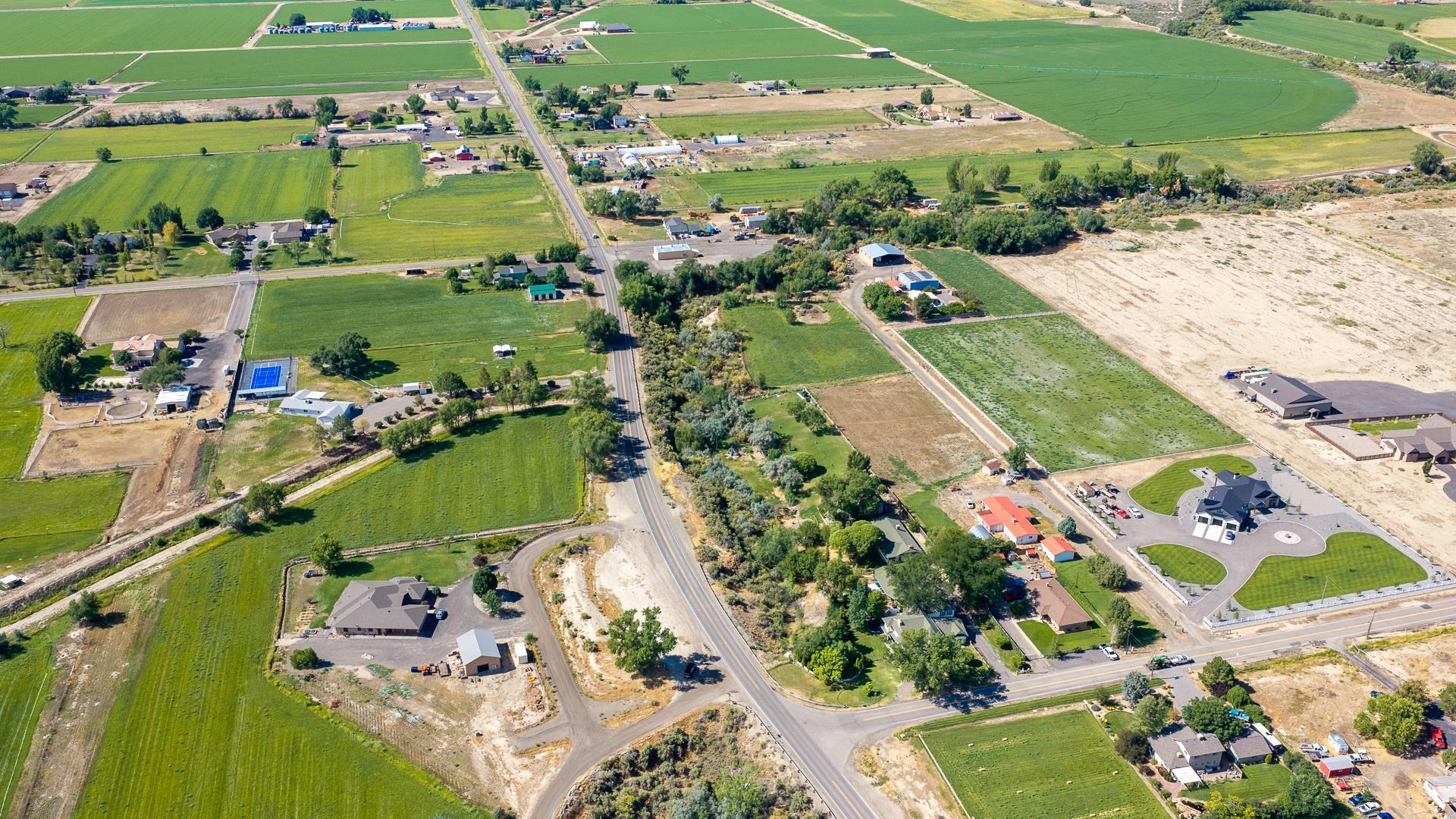 905 23 Road