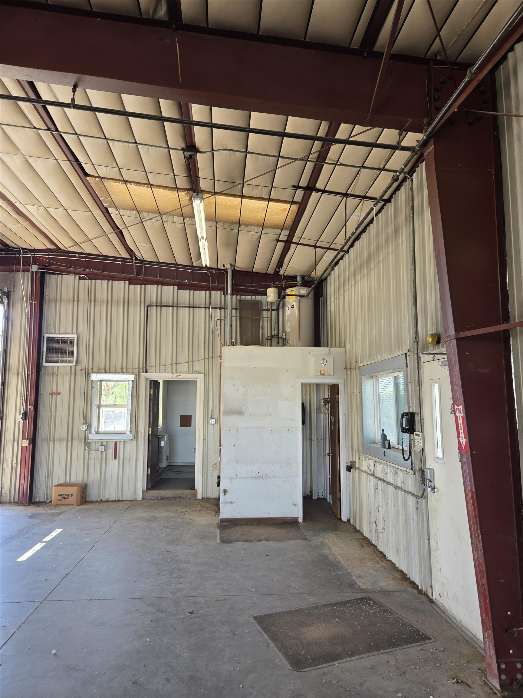 905 23 Road