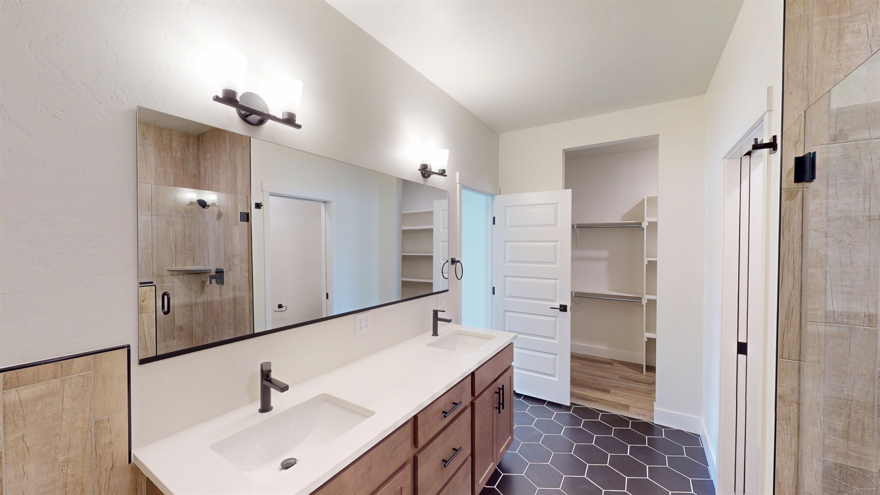 2461 Ross Road Unit: A