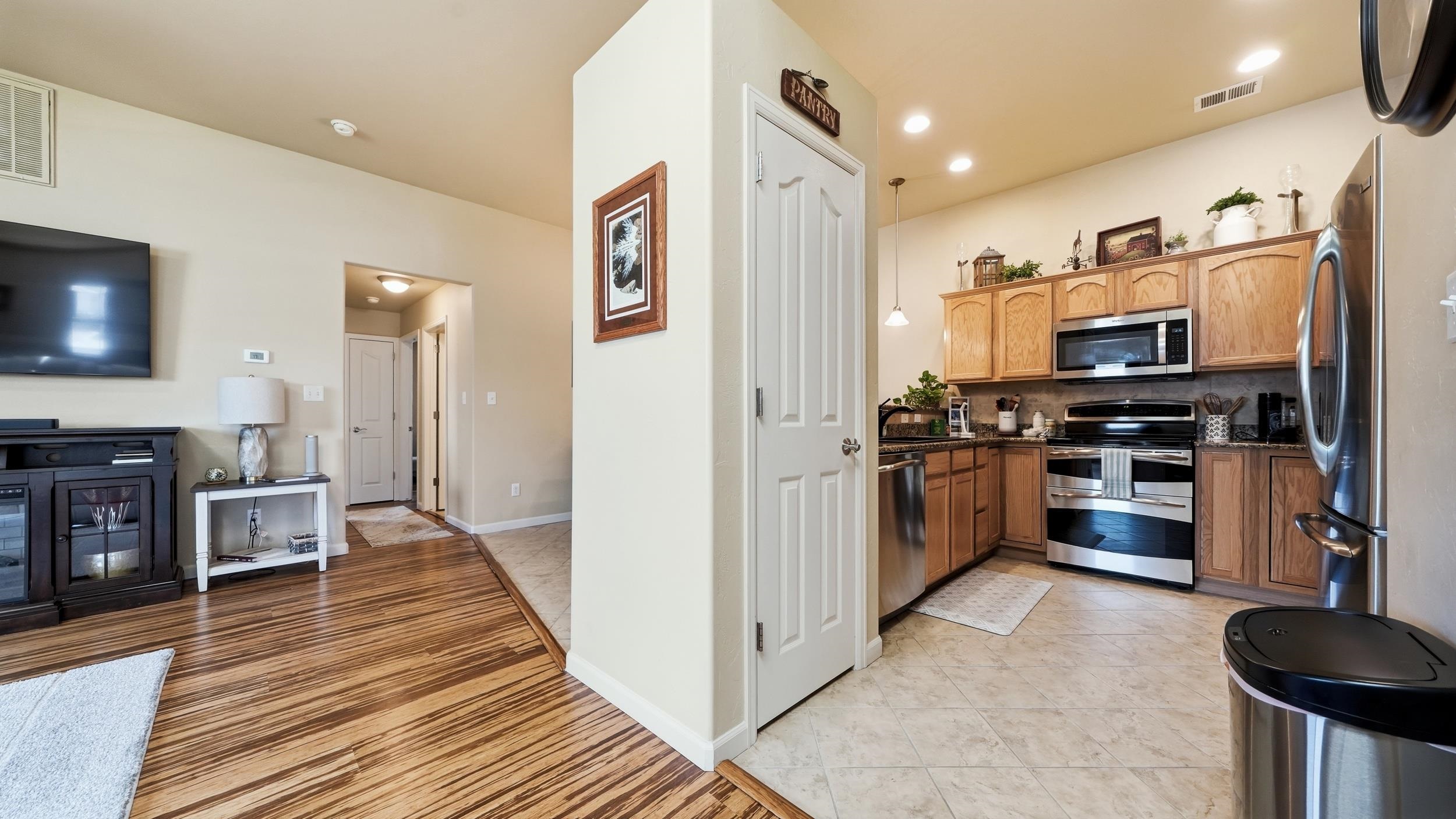 590 1/2 Belhaven Way