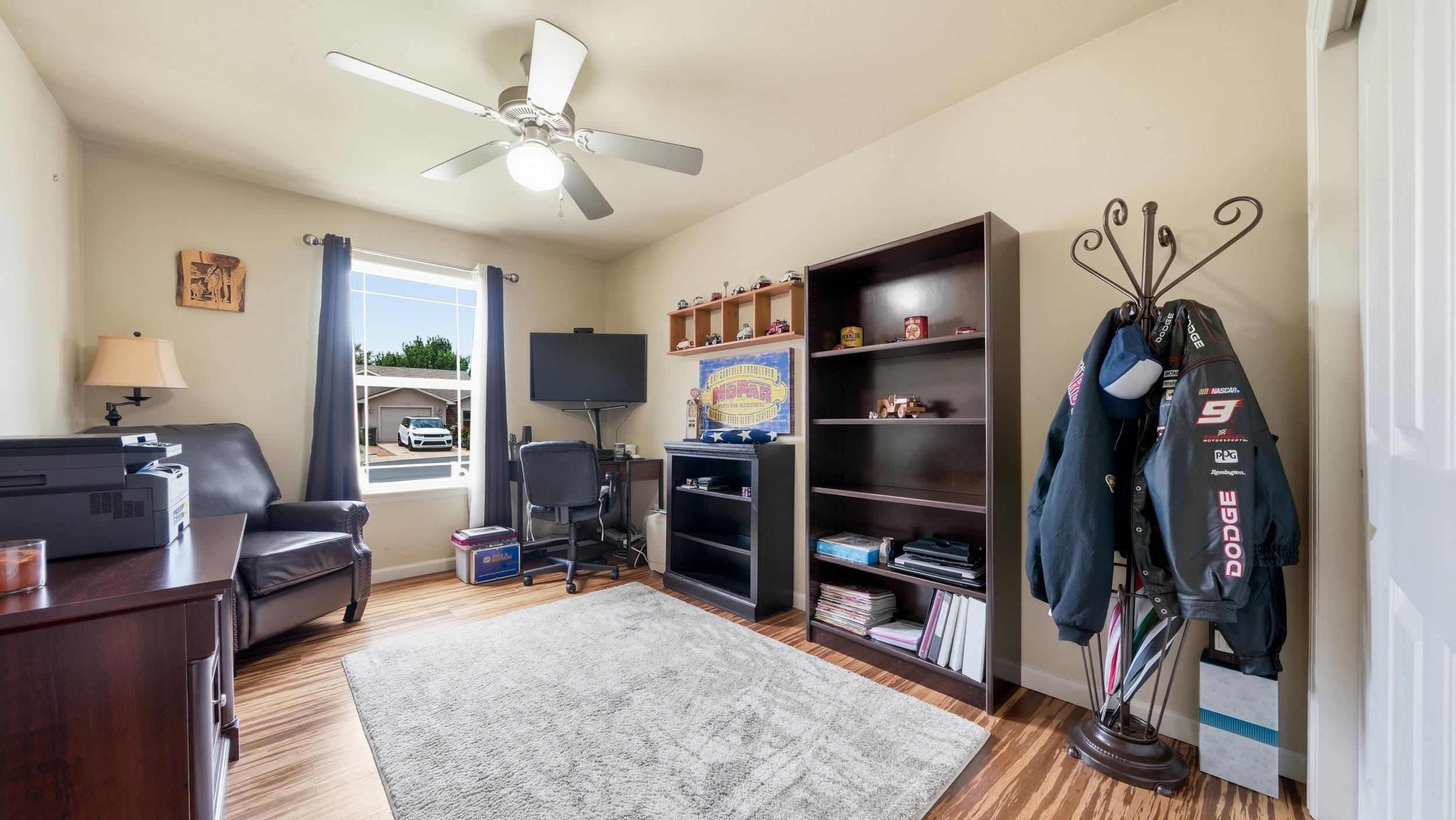 590 1/2 Belhaven Way
