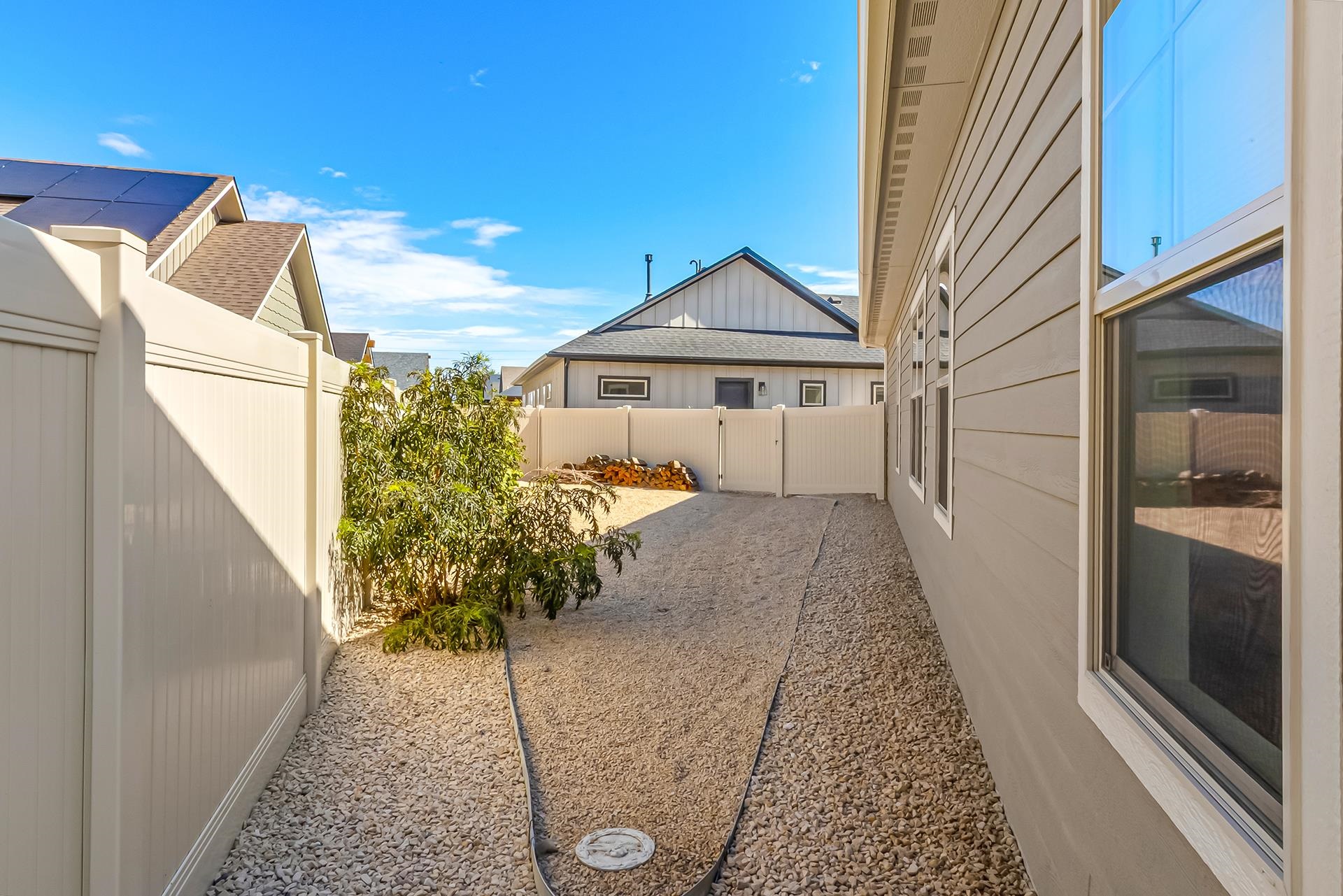 787 Spur Cross Court