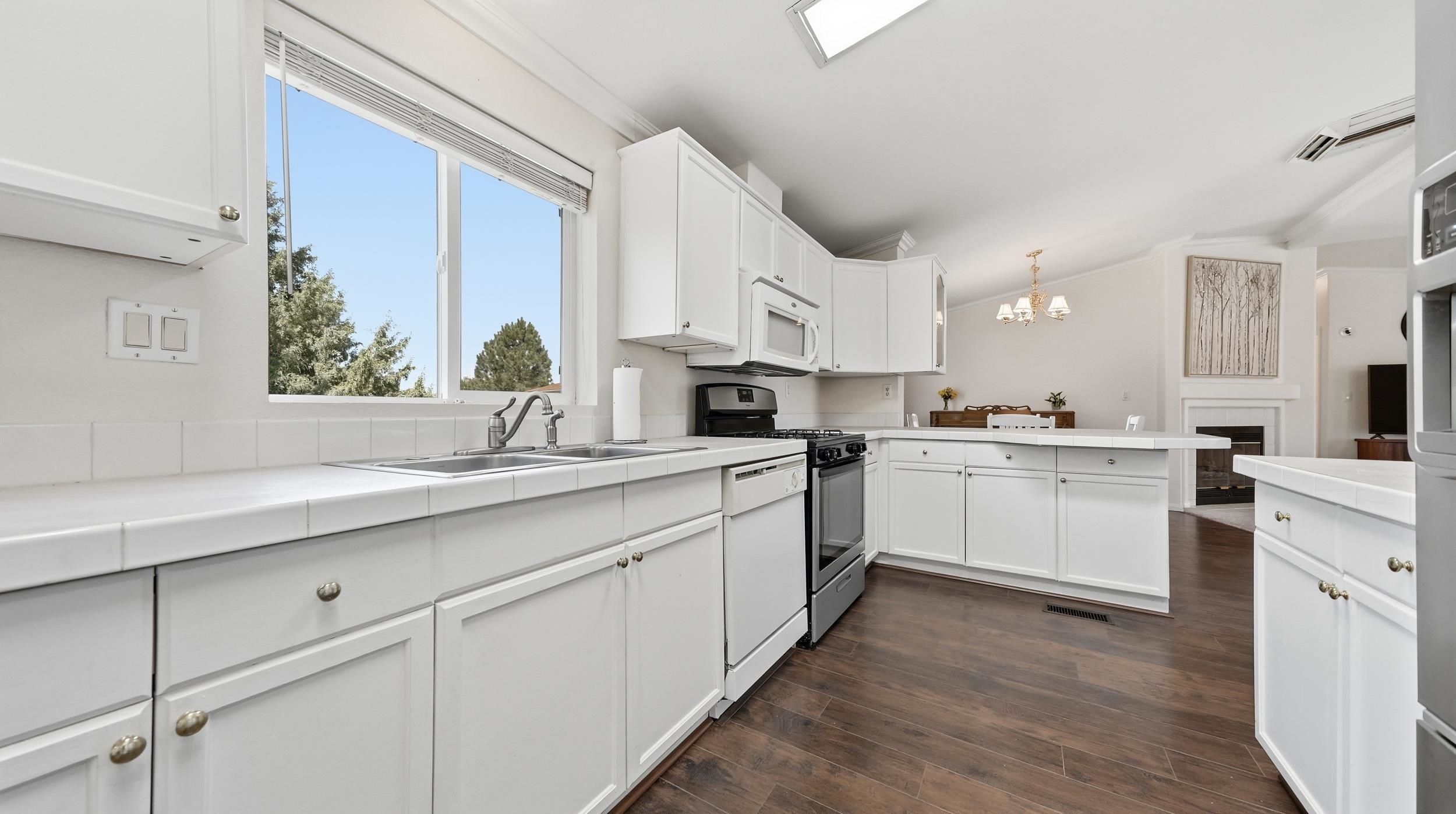 435 32 Road Unit: 480