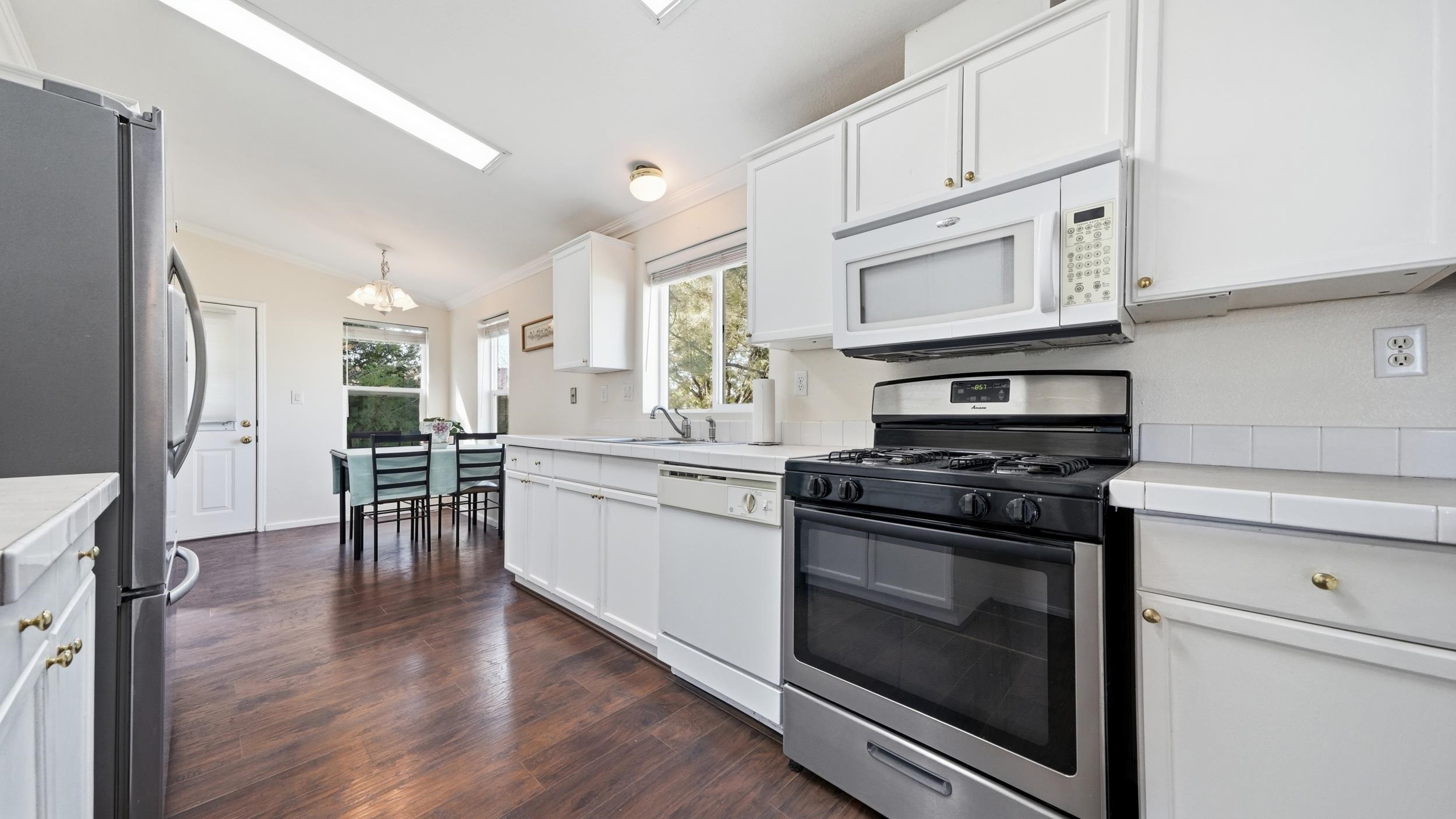 435 32 Road Unit: 480