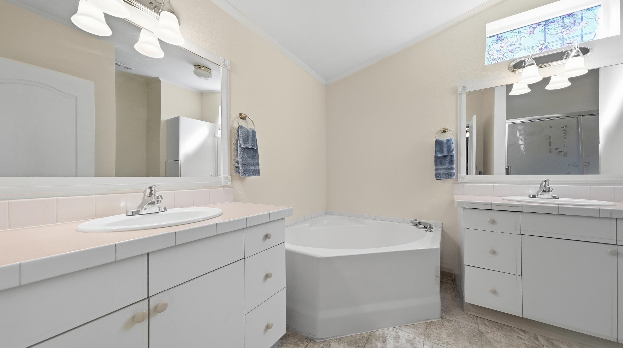 435 32 Road Unit: 480
