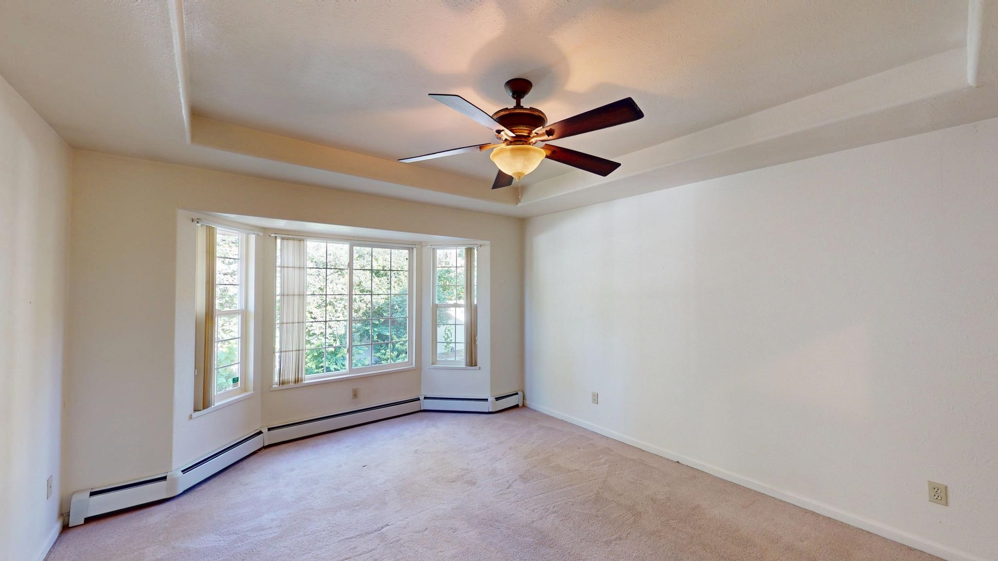 705 E Harbor Circle