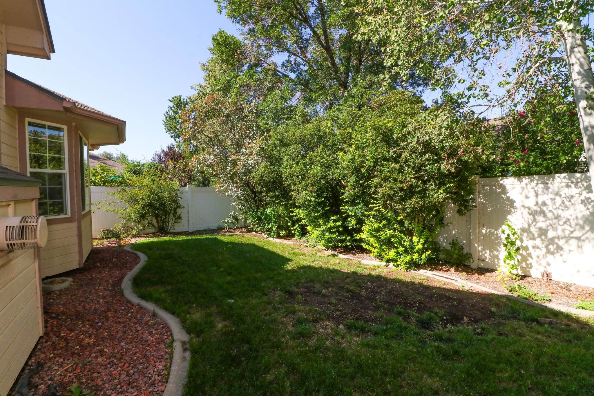 705 E Harbor Circle