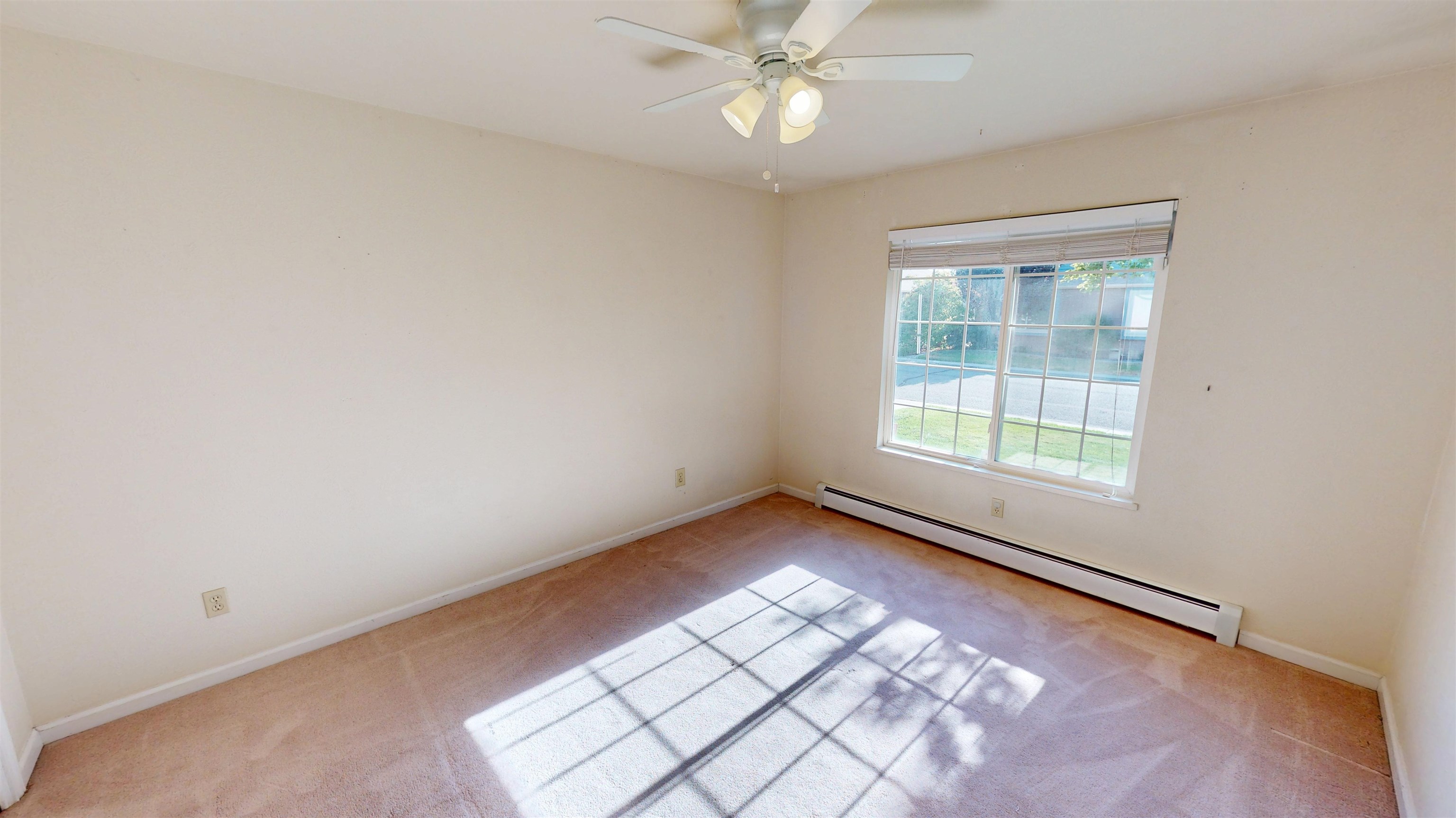 705 E Harbor Circle