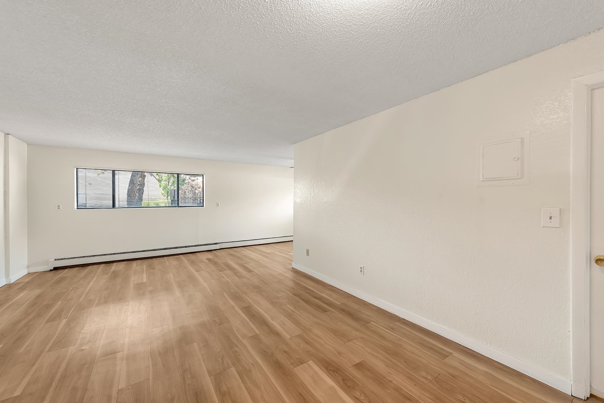 1140 Walnut Avenue Unit: 14