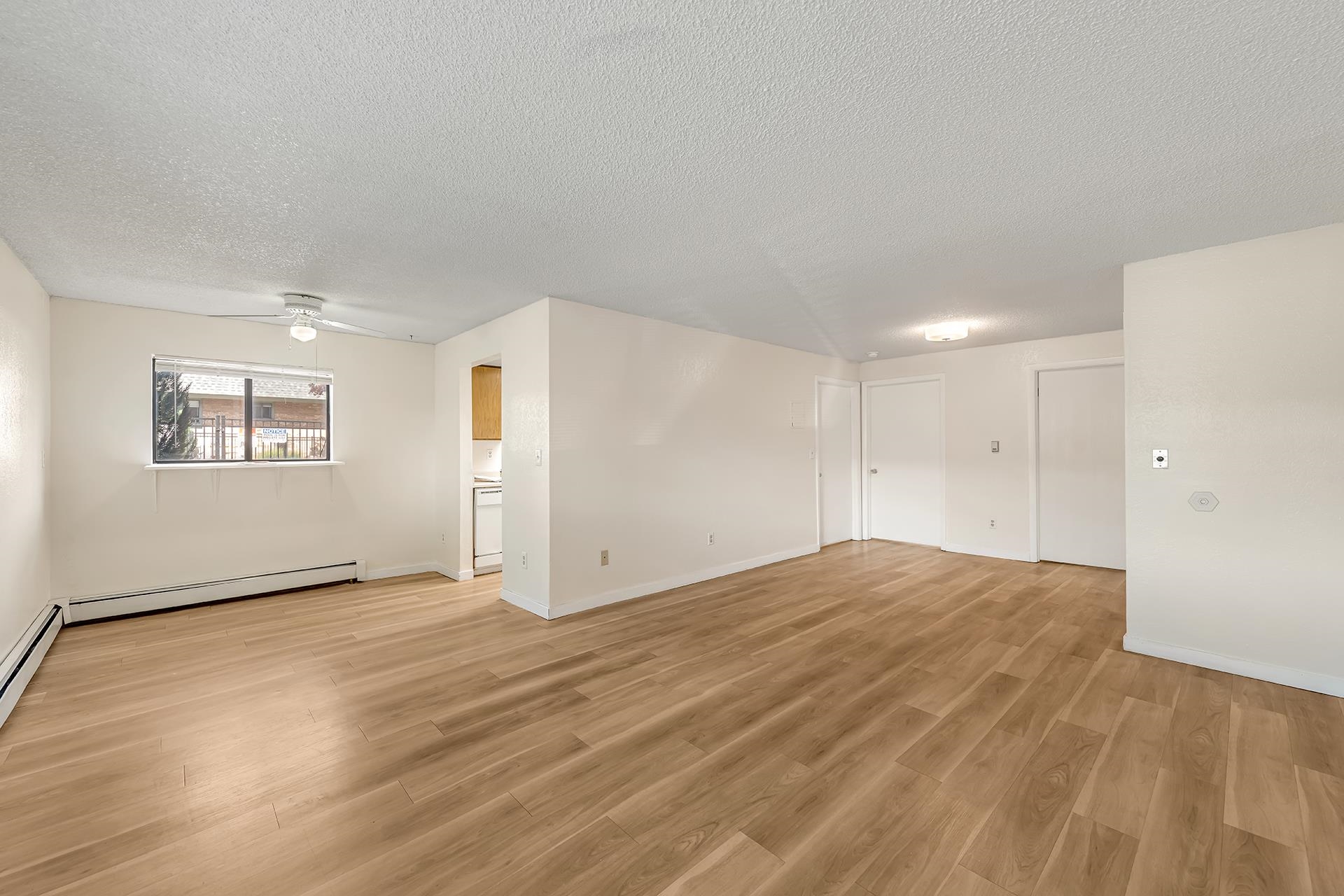 1140 Walnut Avenue Unit: 14