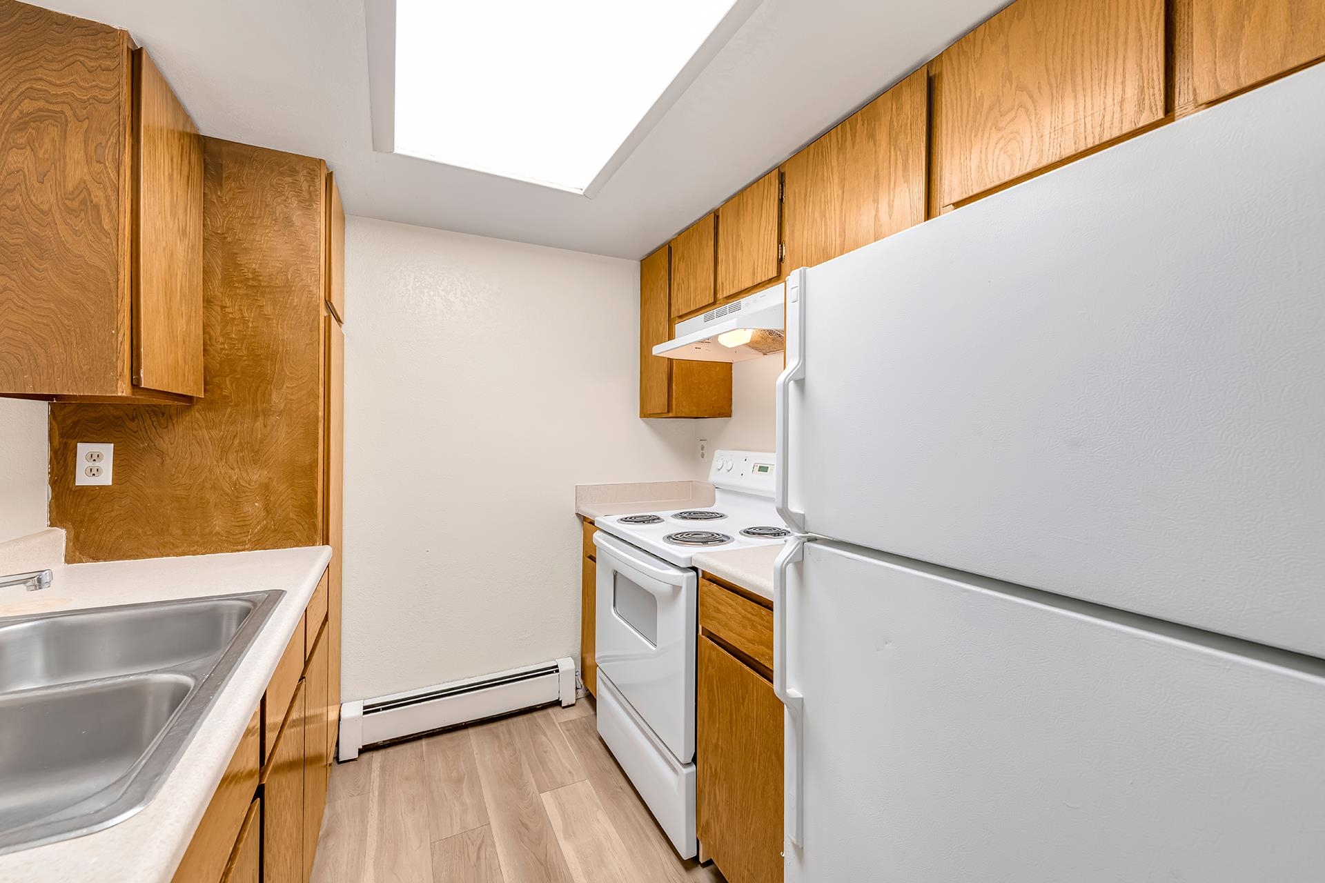 1140 Walnut Avenue Unit: 14