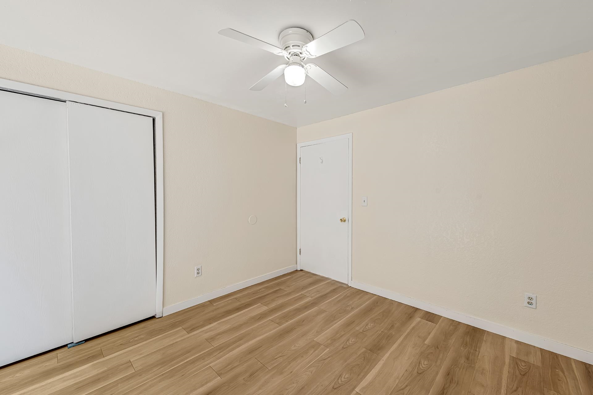 1140 Walnut Avenue Unit: 14