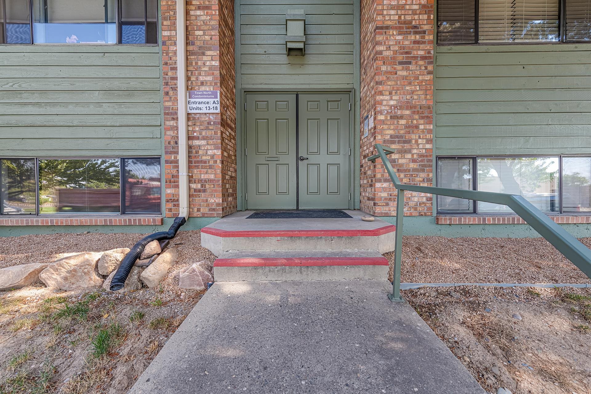 1140 Walnut Avenue Unit: 14