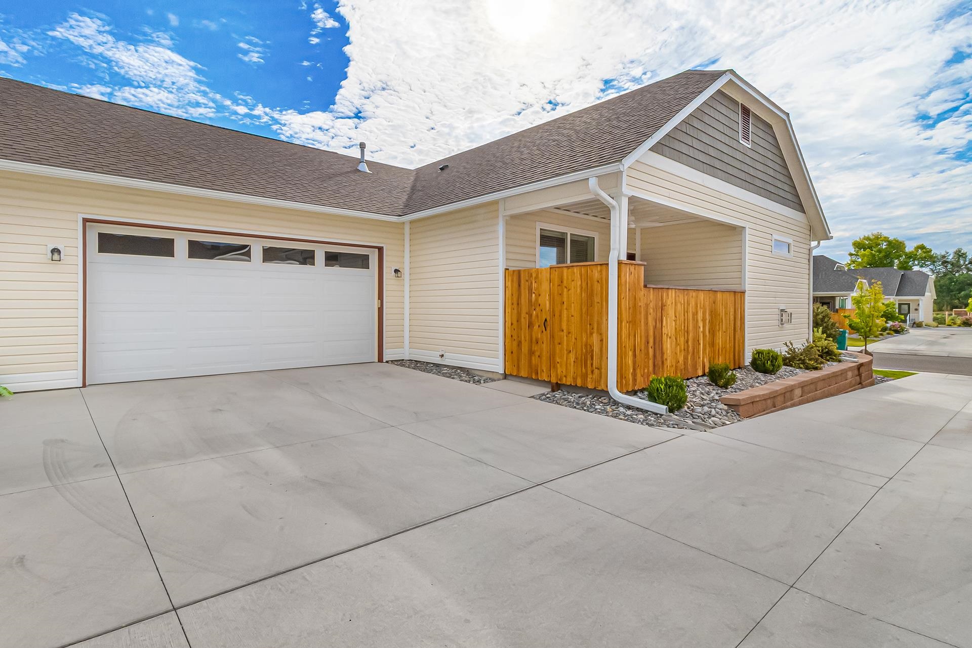 1233 Periwinkle Court