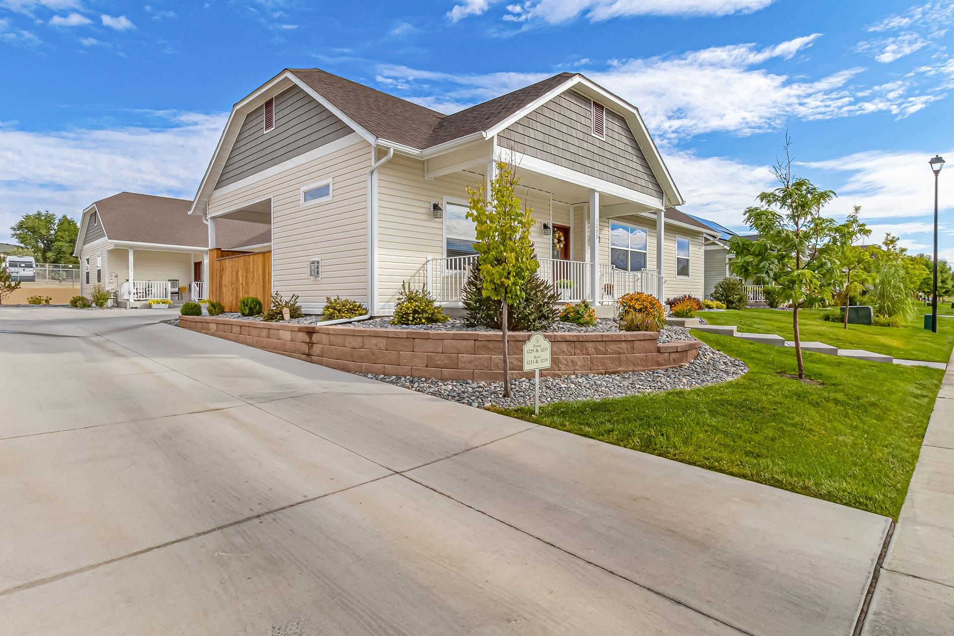 1233 Periwinkle Court