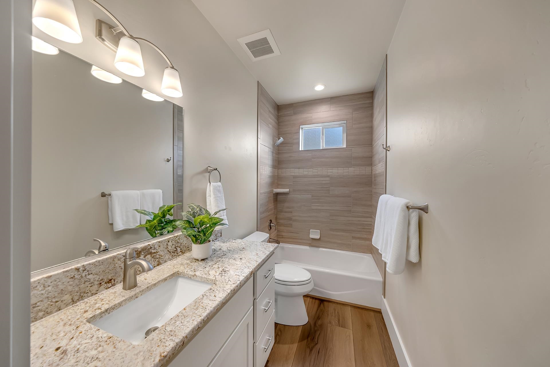 1233 Periwinkle Court