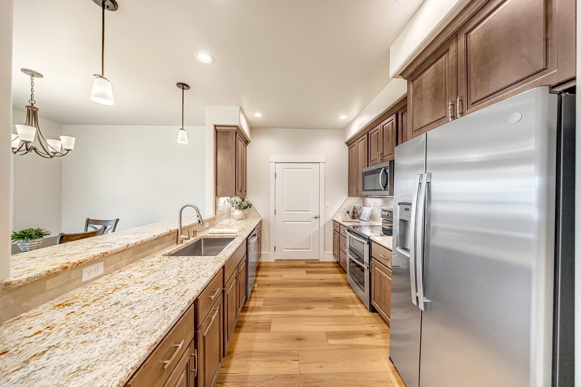 1233 Periwinkle Court