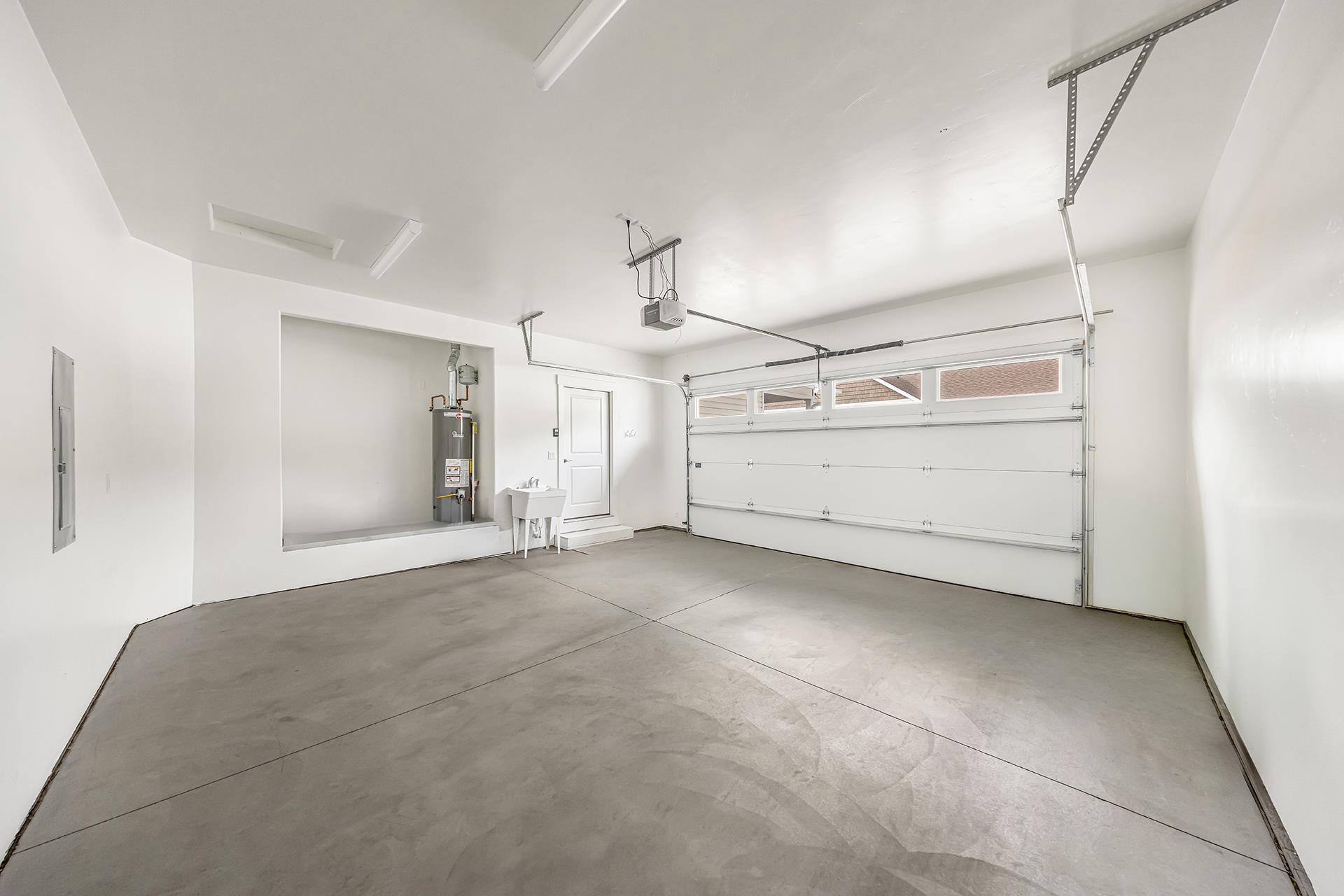 1233 Periwinkle Court