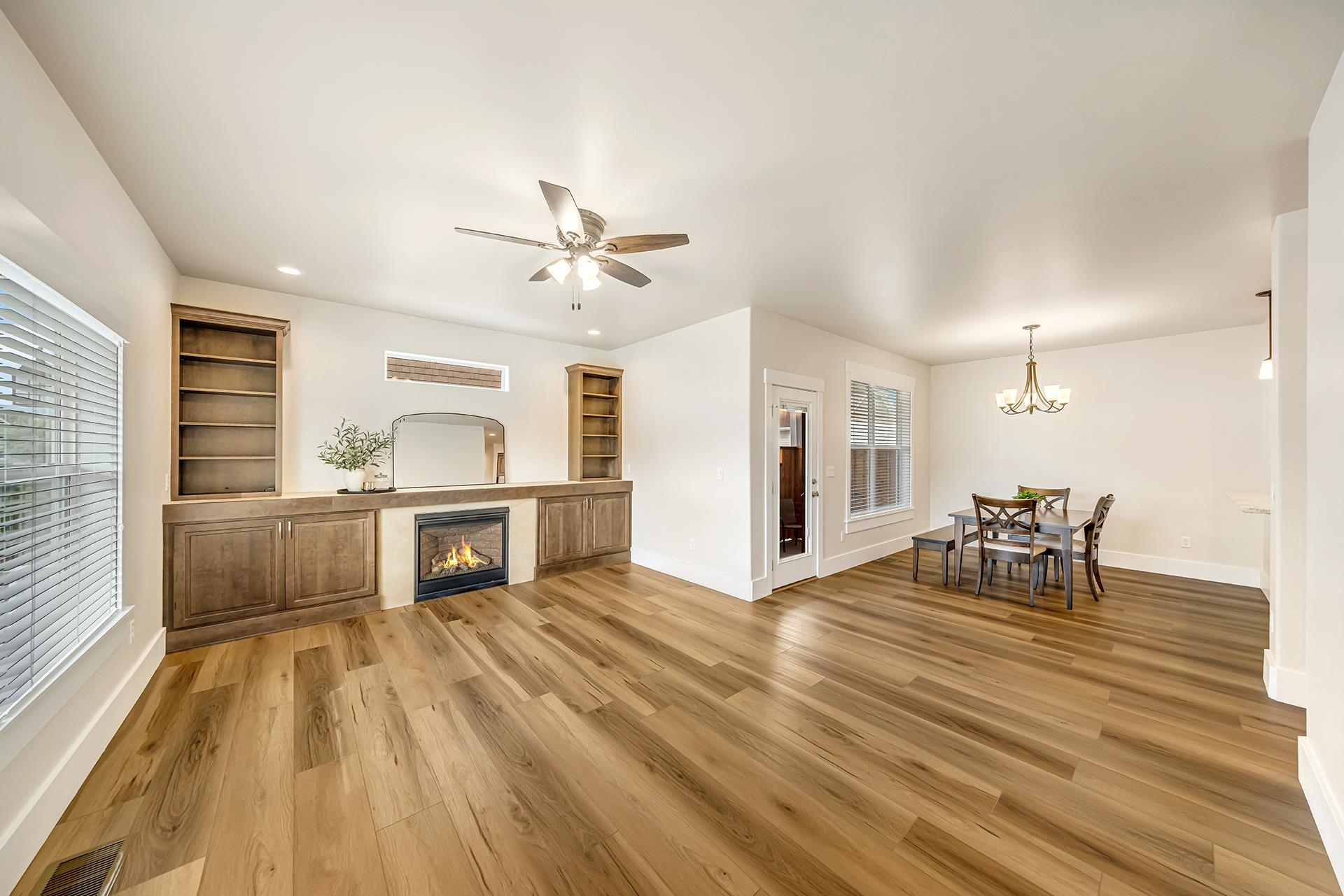 1233 Periwinkle Court