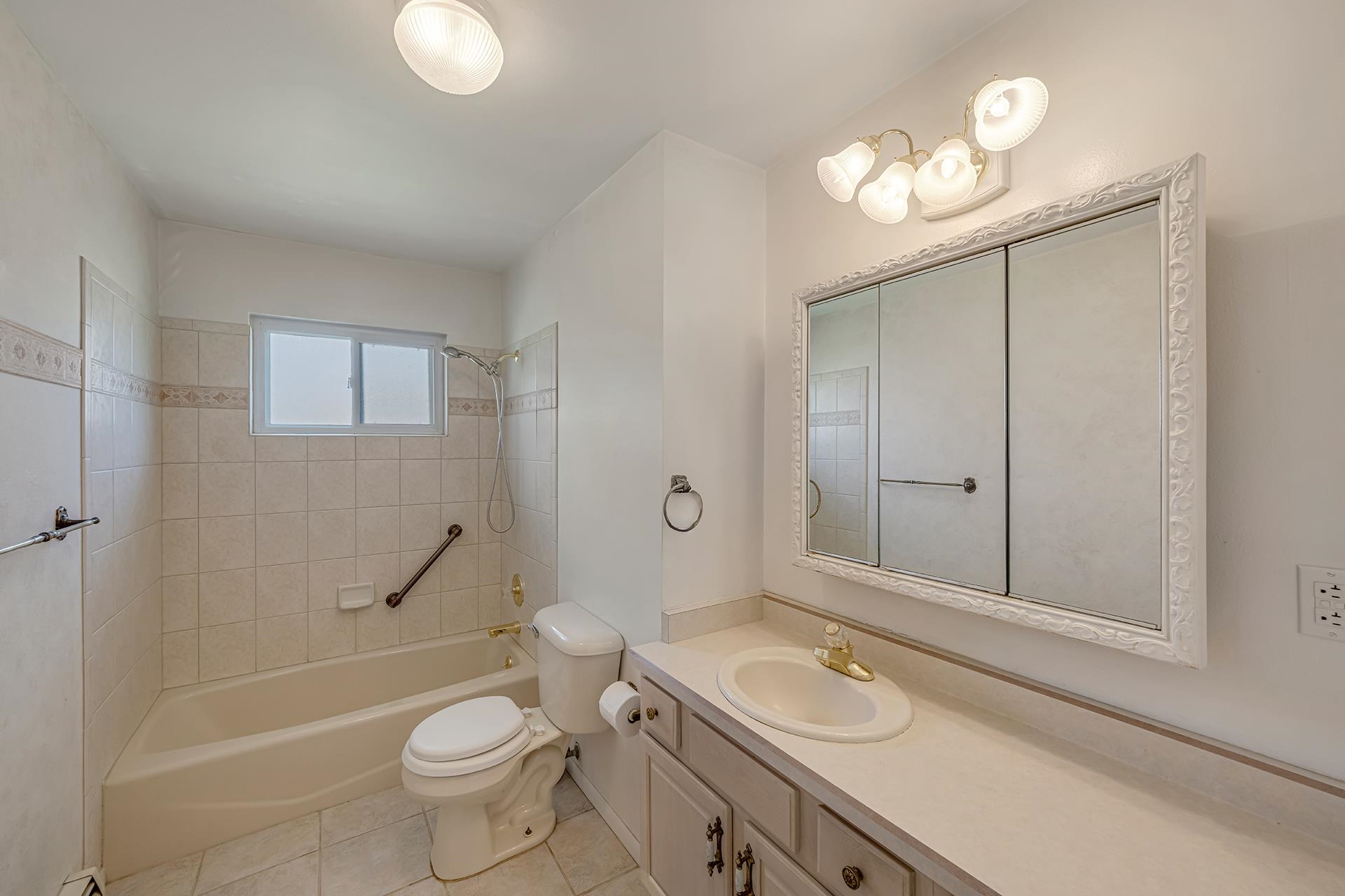2252 Tiffany Drive