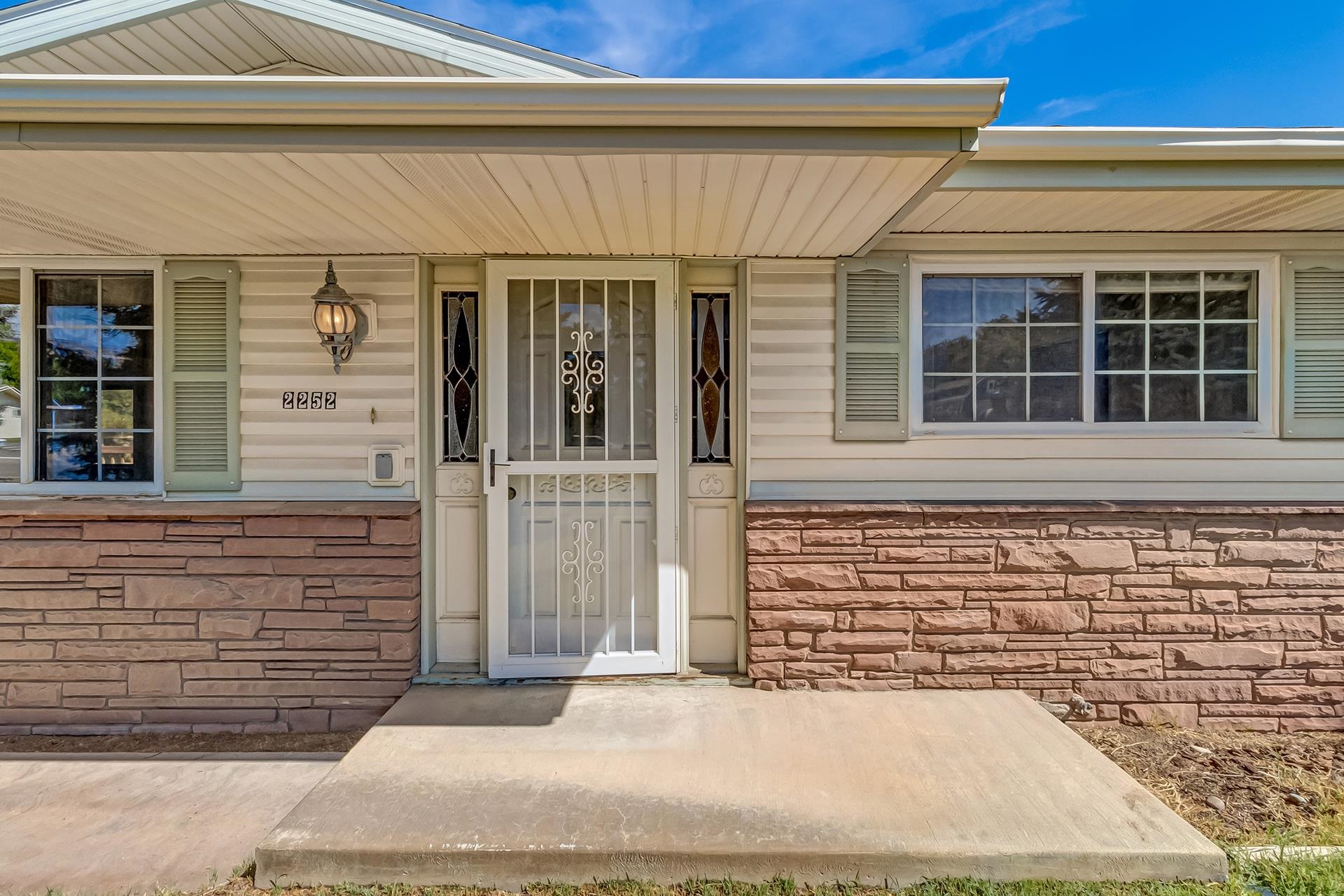 2252 Tiffany Drive