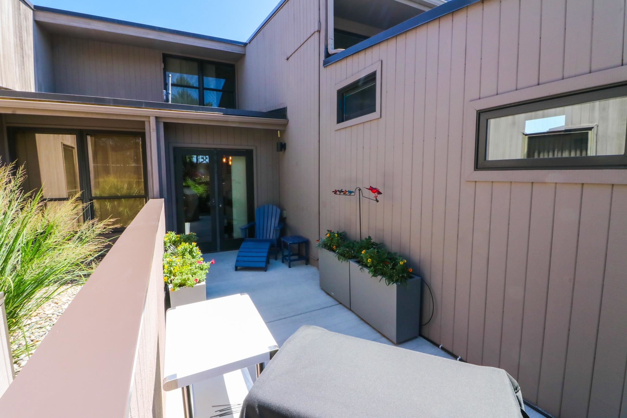 702 Golfmore Drive Unit: H
