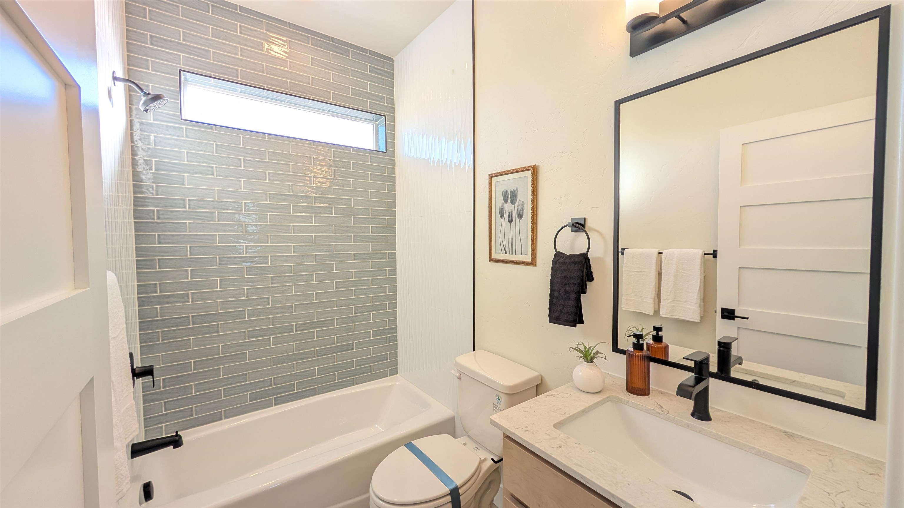 2473 Ross Road Unit: A