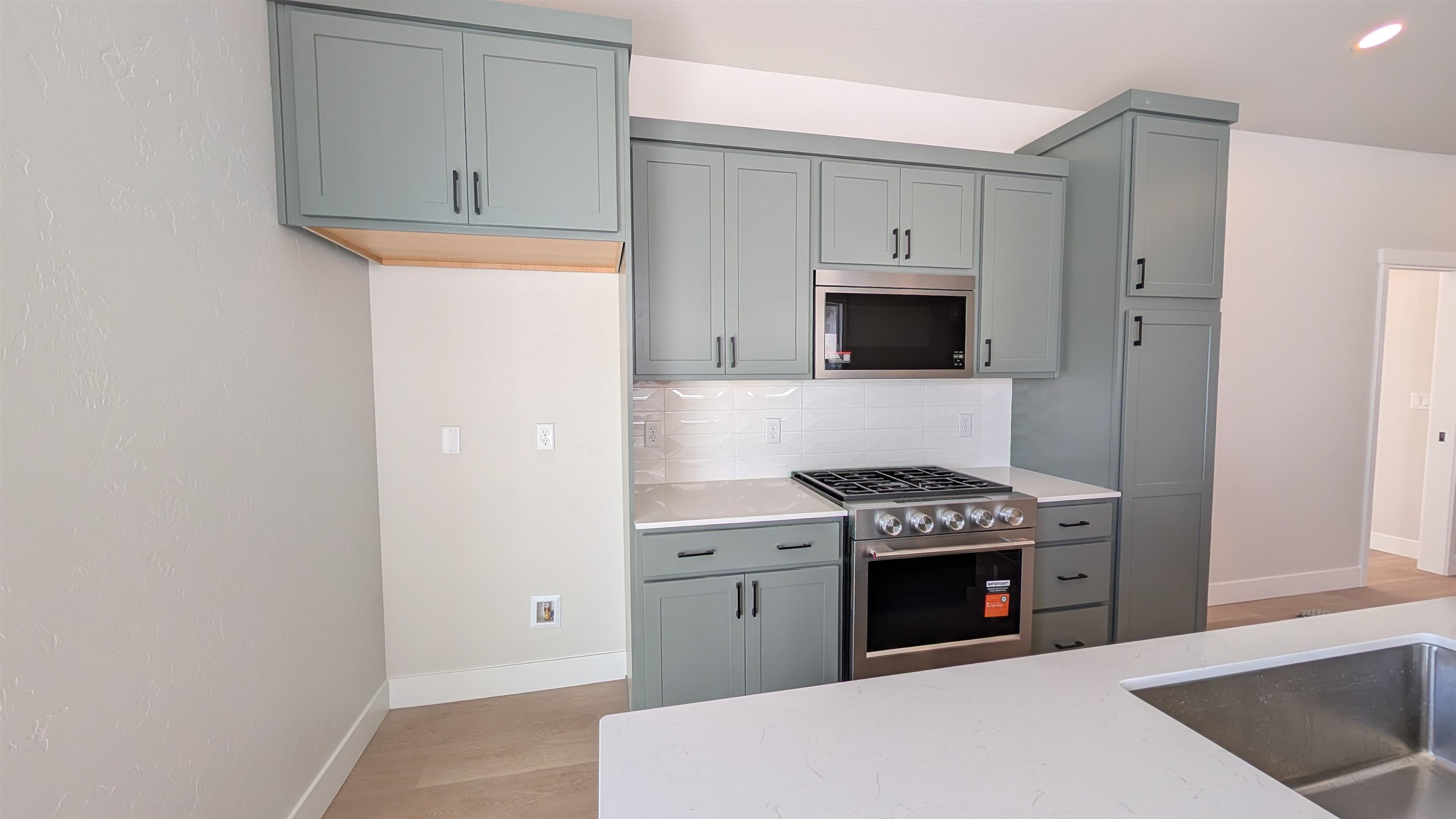 2471 Ross Road Unit: A