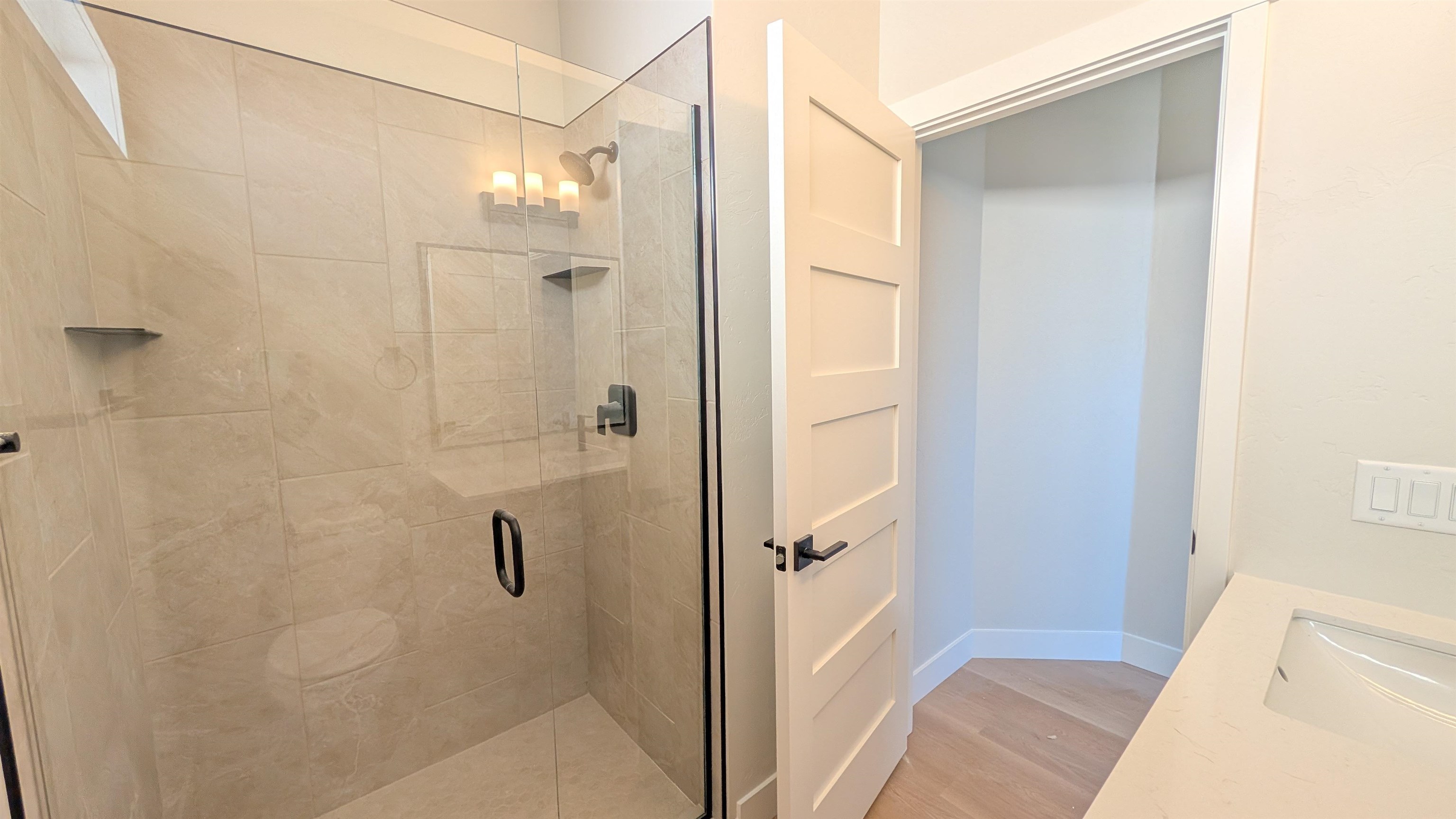 2471 Ross Road Unit: A
