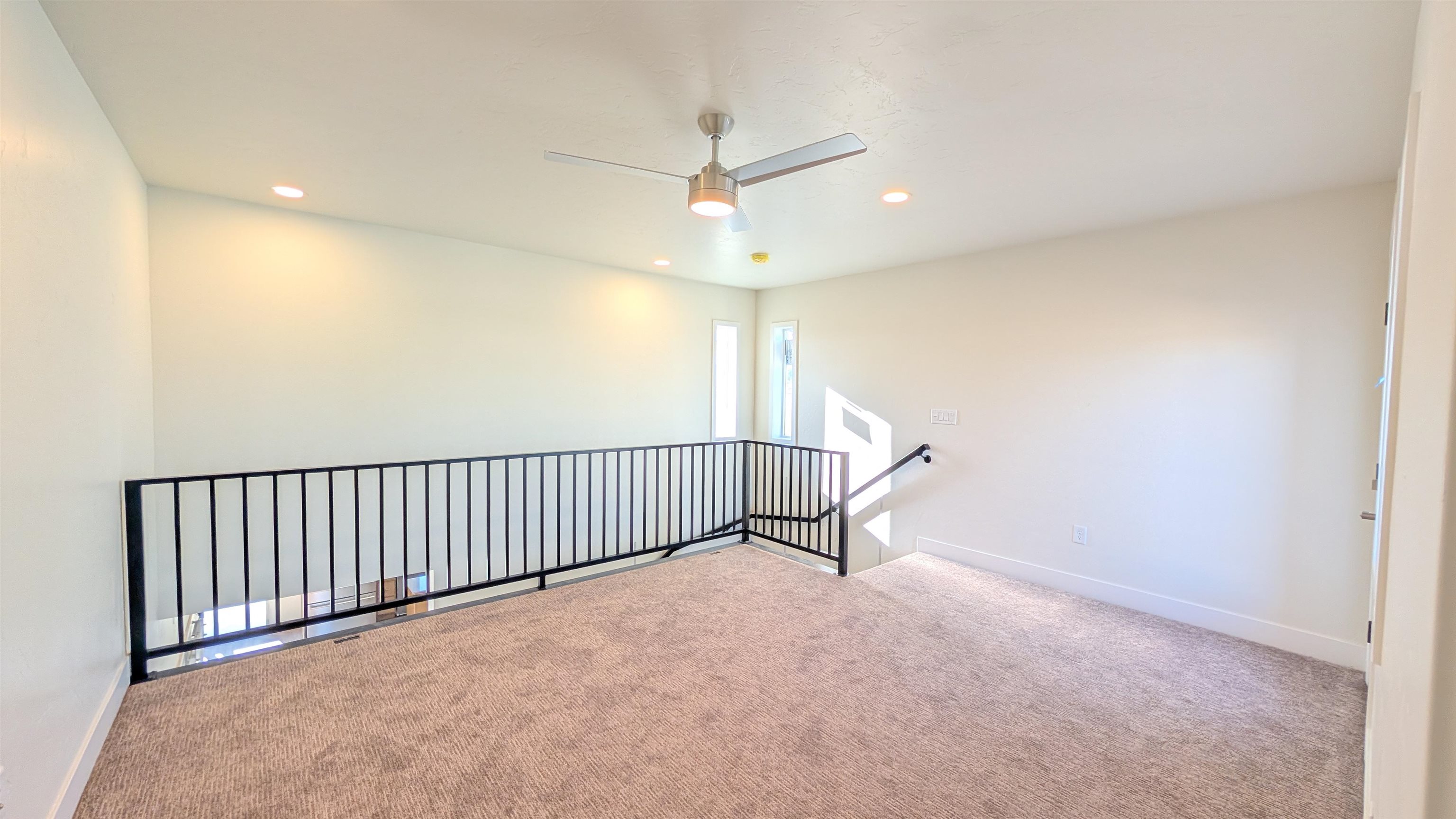 2471 Ross Road Unit: B