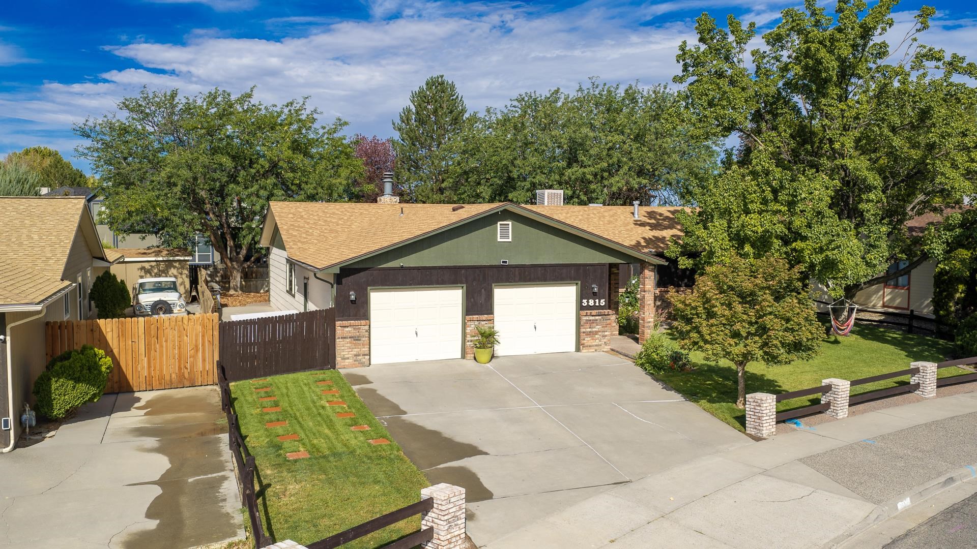 3815 Applewood Street