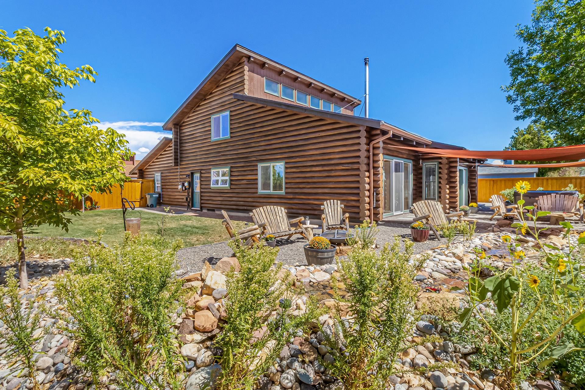 2449 Applewood Place