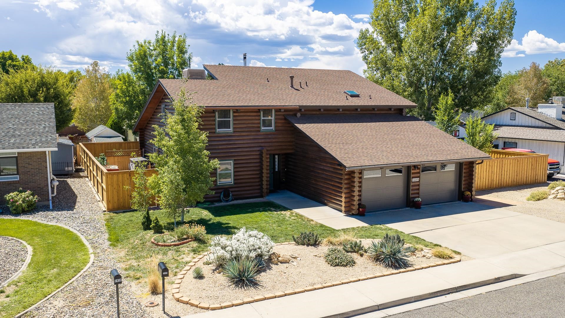 2449 Applewood Place