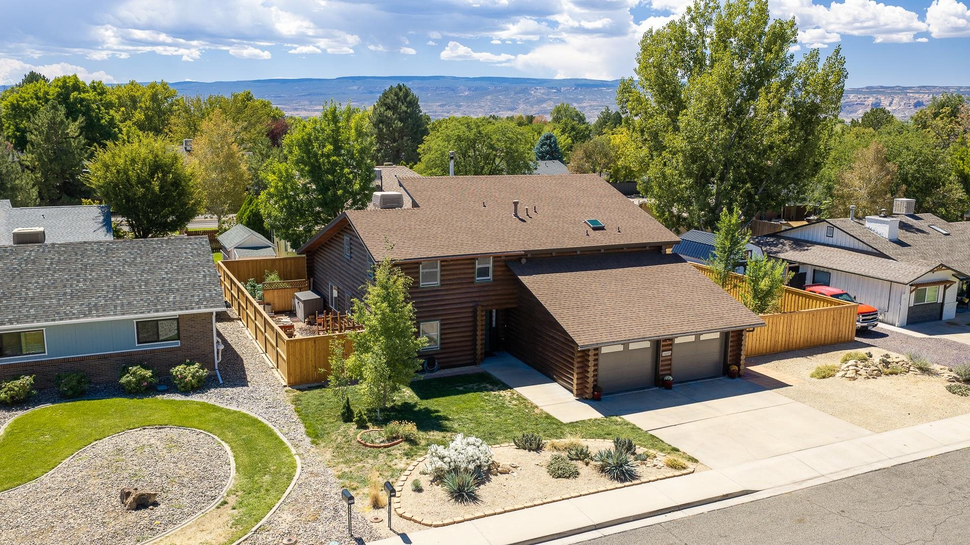 2449 Applewood Place