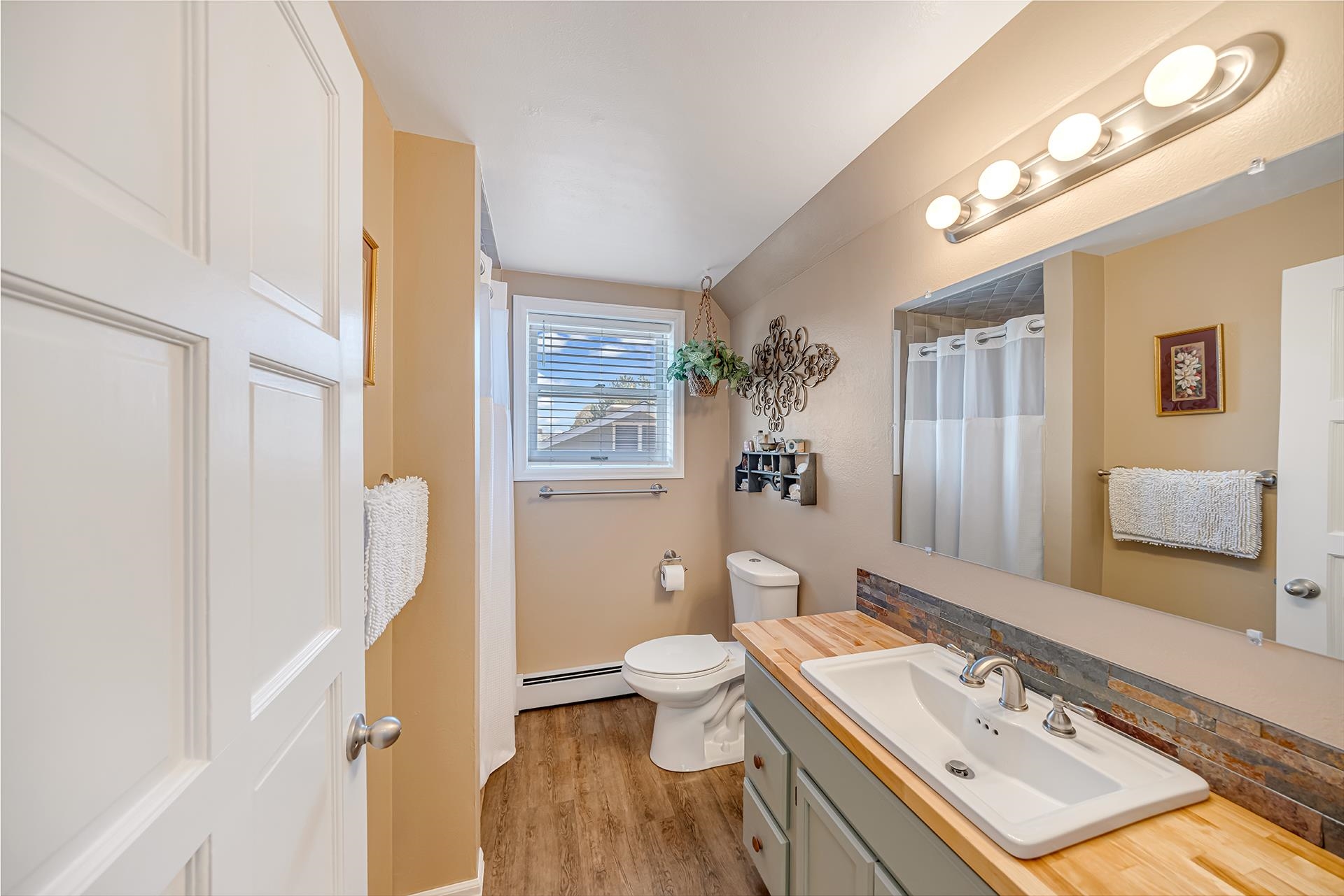 2449 Applewood Place