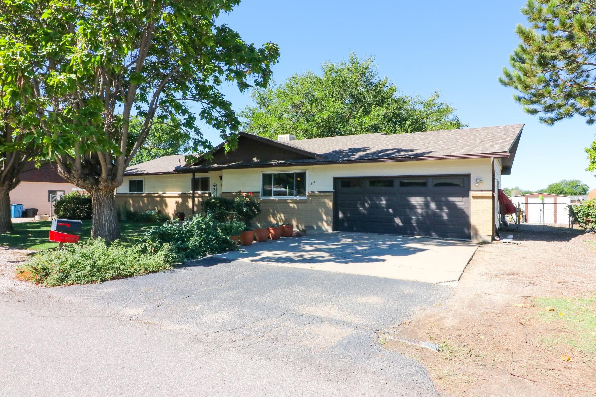 611 Hudsons Bay Drive
