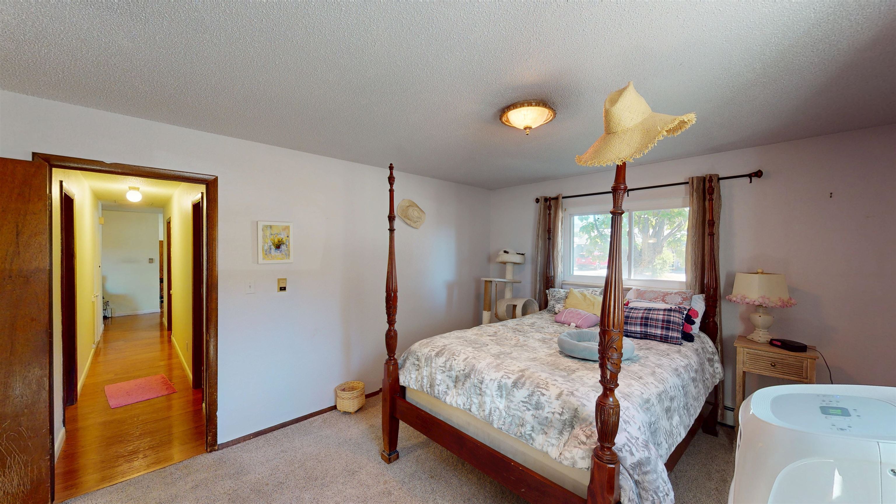 611 Hudsons Bay Drive