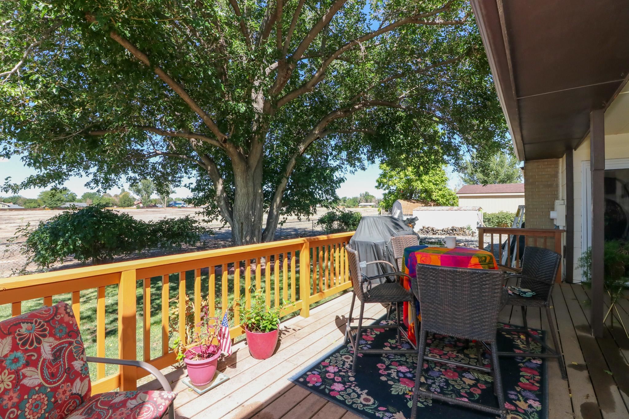 611 Hudsons Bay Drive