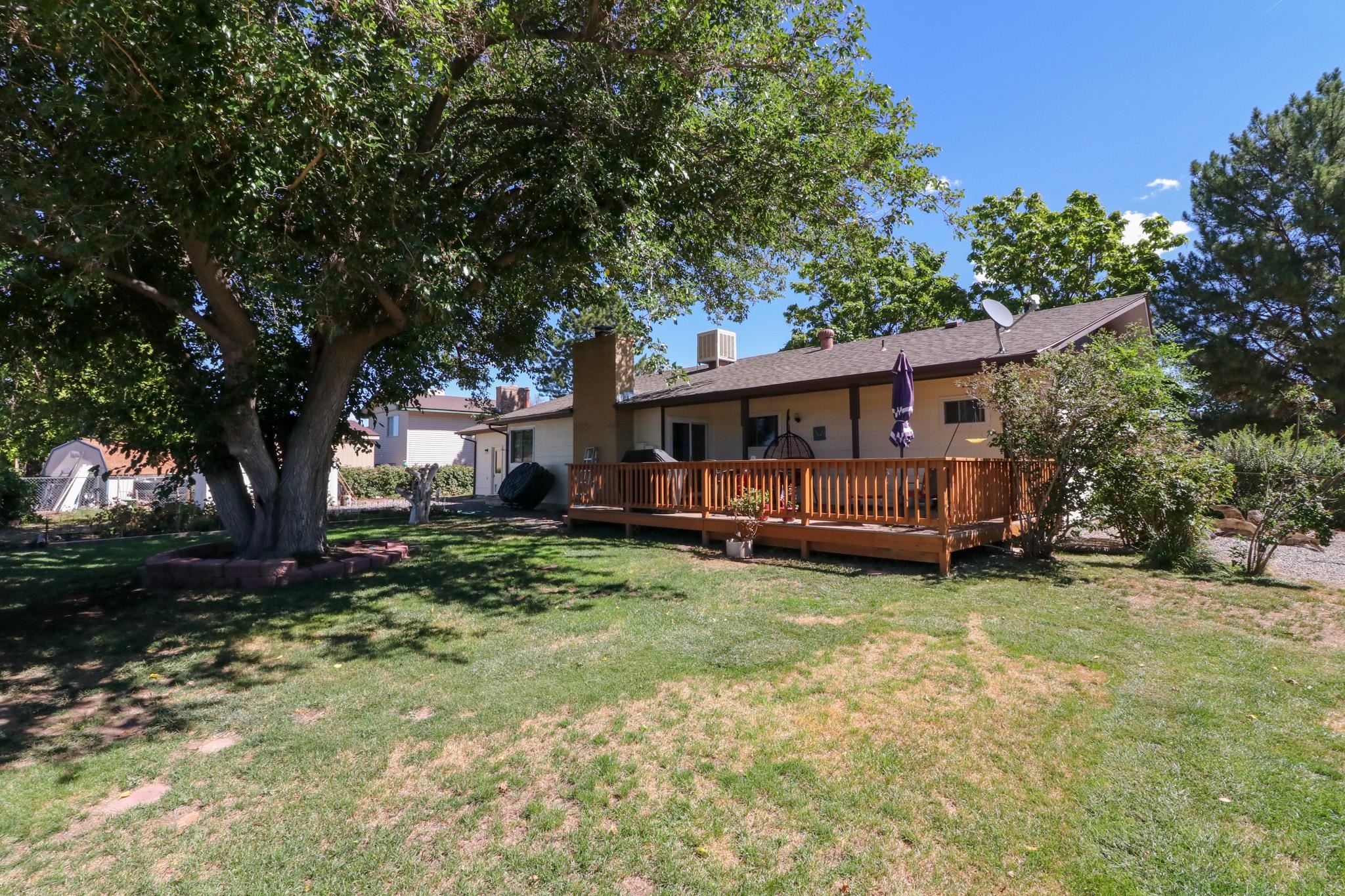611 Hudsons Bay Drive