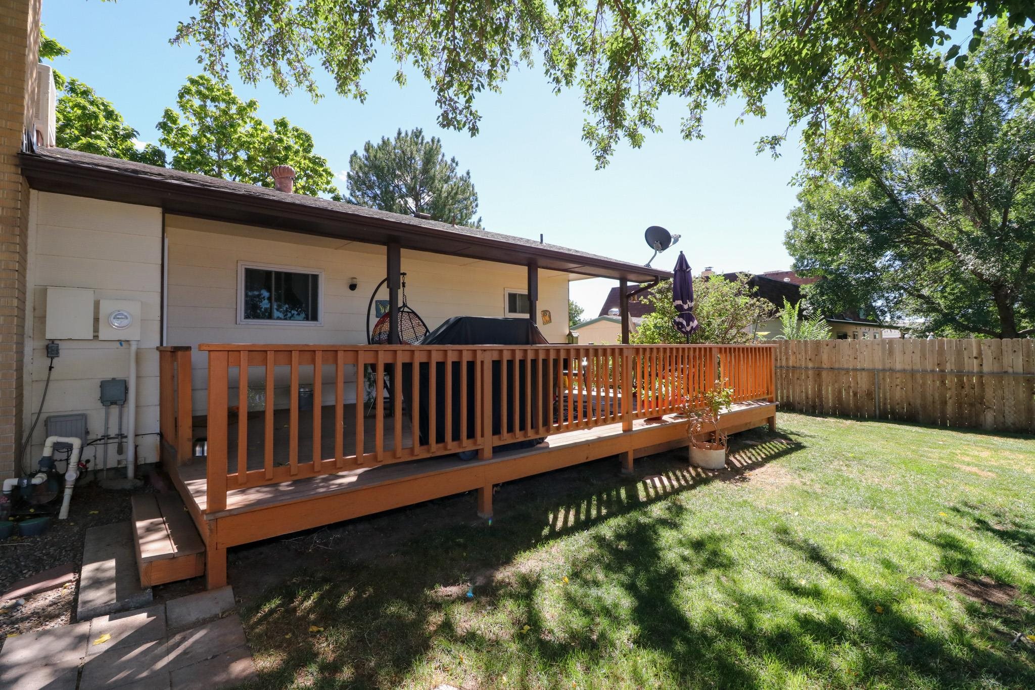 611 Hudsons Bay Drive