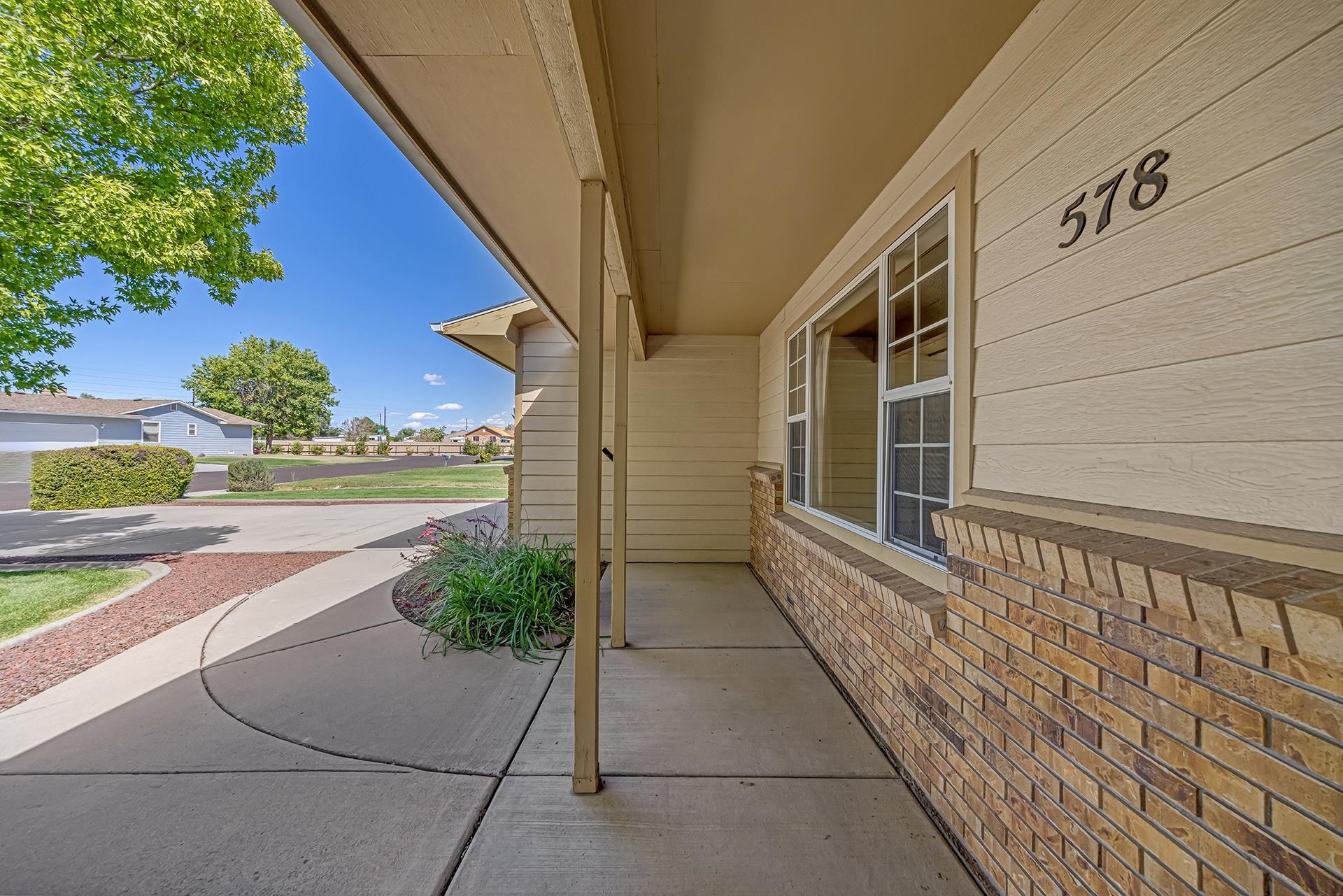 578 Green Court